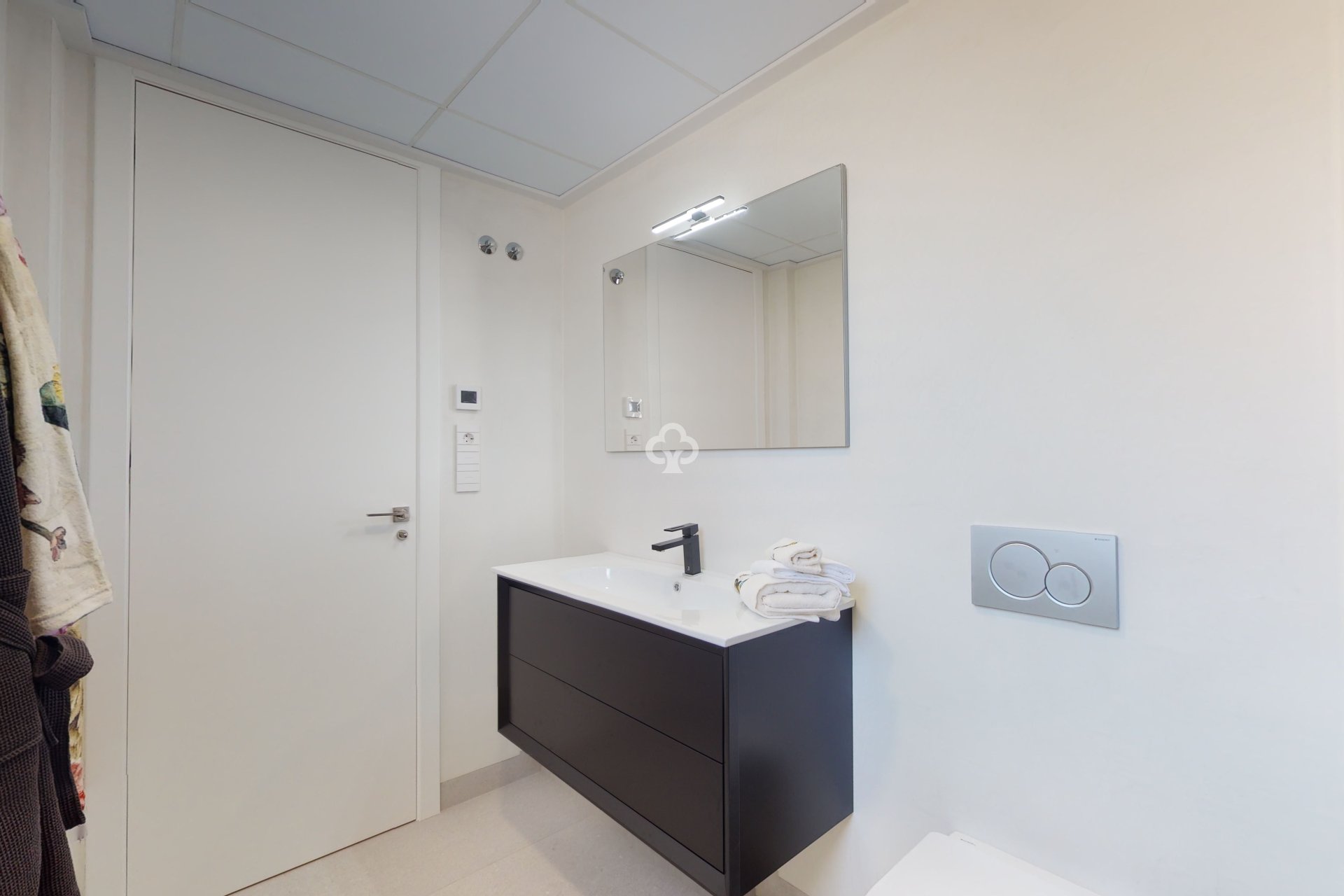 Neue Gebäude - Chalet independiente -
Mutxamel - 03110, Calle de la Camamil la s/n