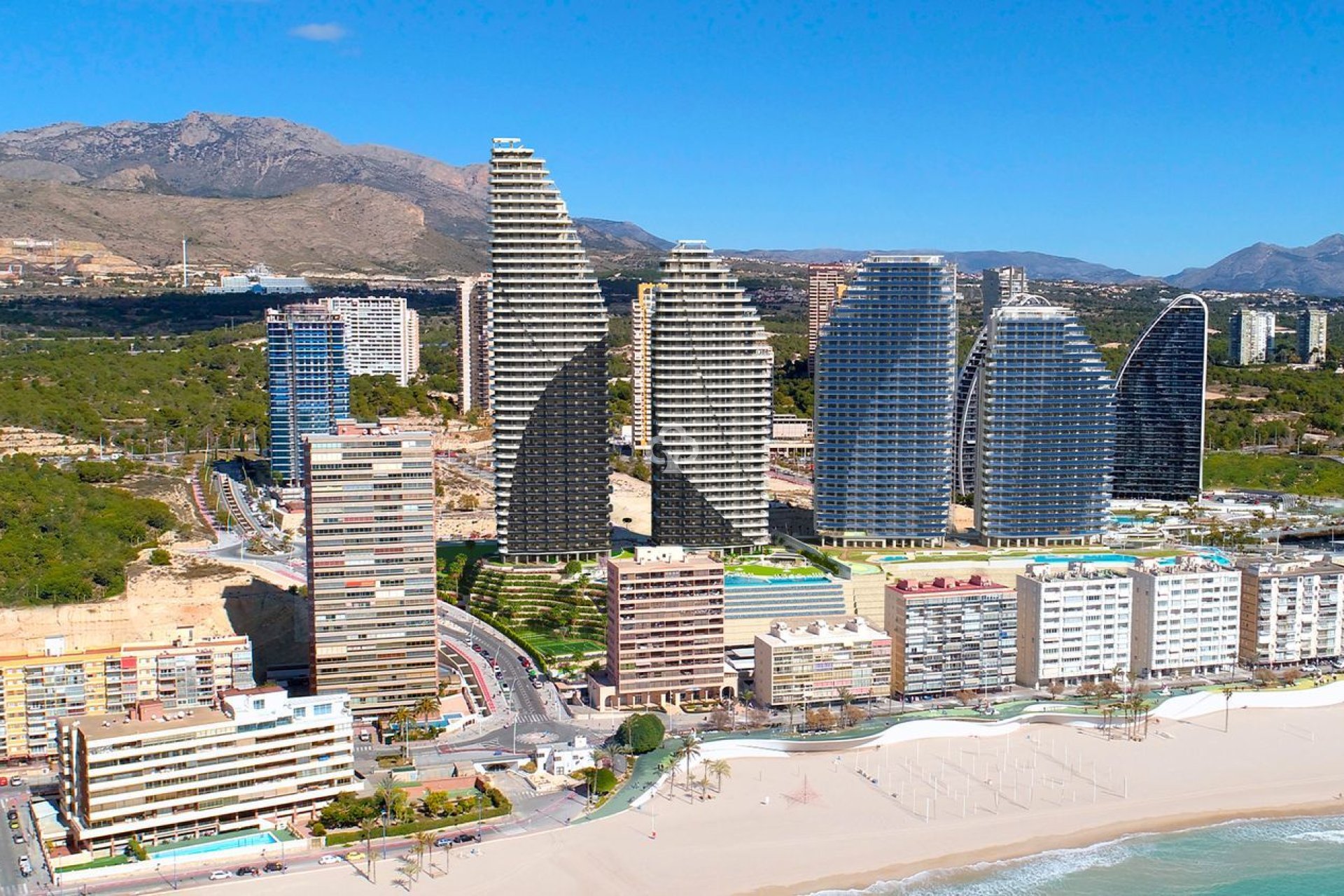 Neue Gebäude - Flats -
Benidorm