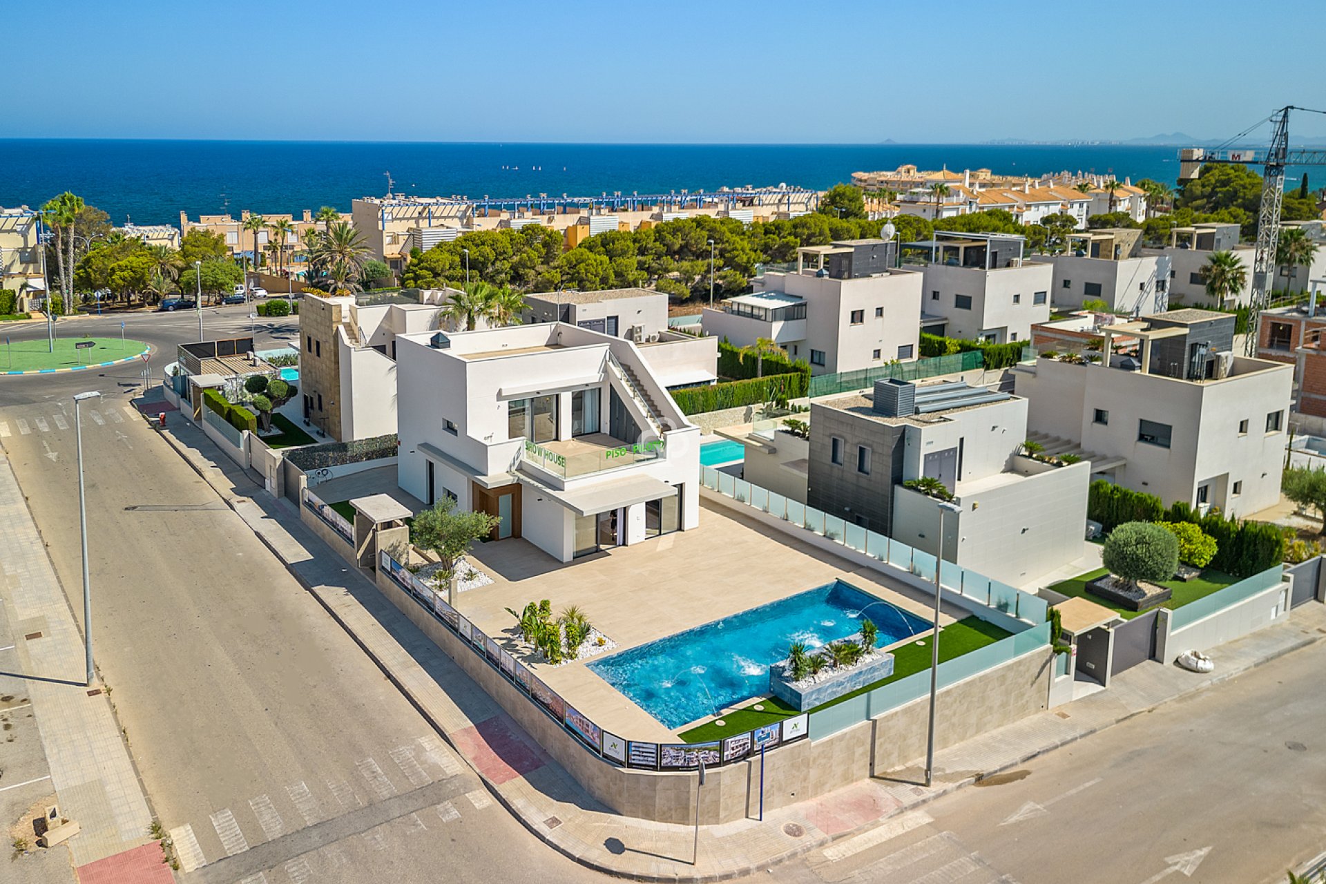 Neue Gebäude - Villas -
Orihuela - 03189