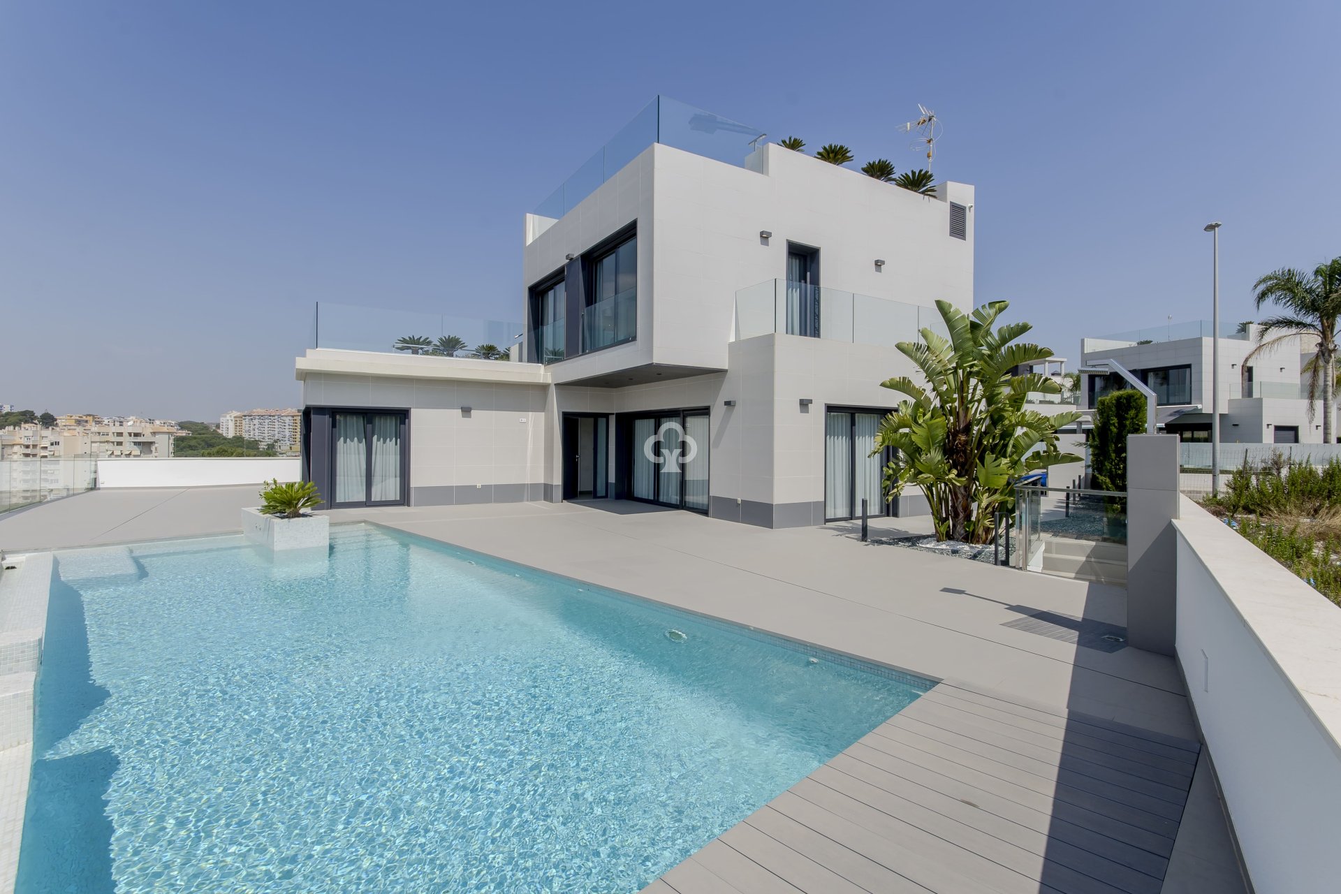 Neue Gebäude - Villas -
Orihuela - 03189
