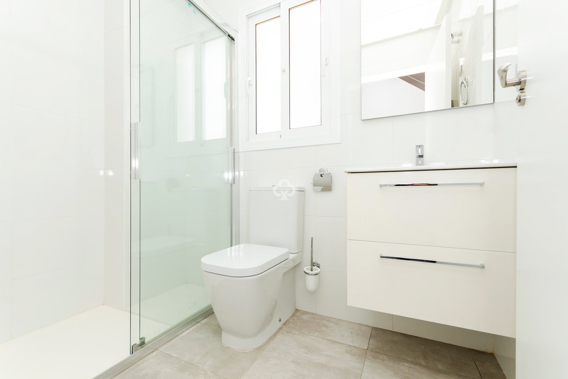 Neue Gebäude - Villas -
Torrevieja - 03184