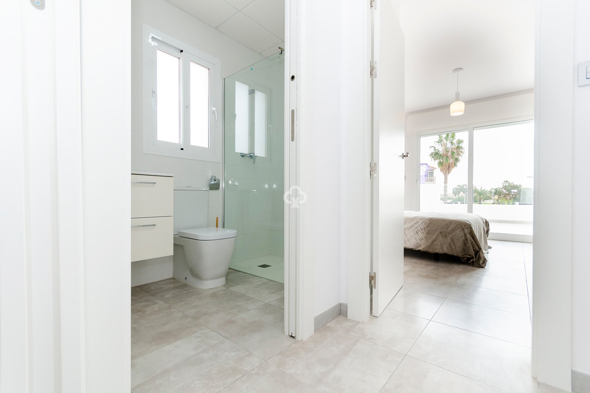 Neue Gebäude - Villas -
Torrevieja - 03184