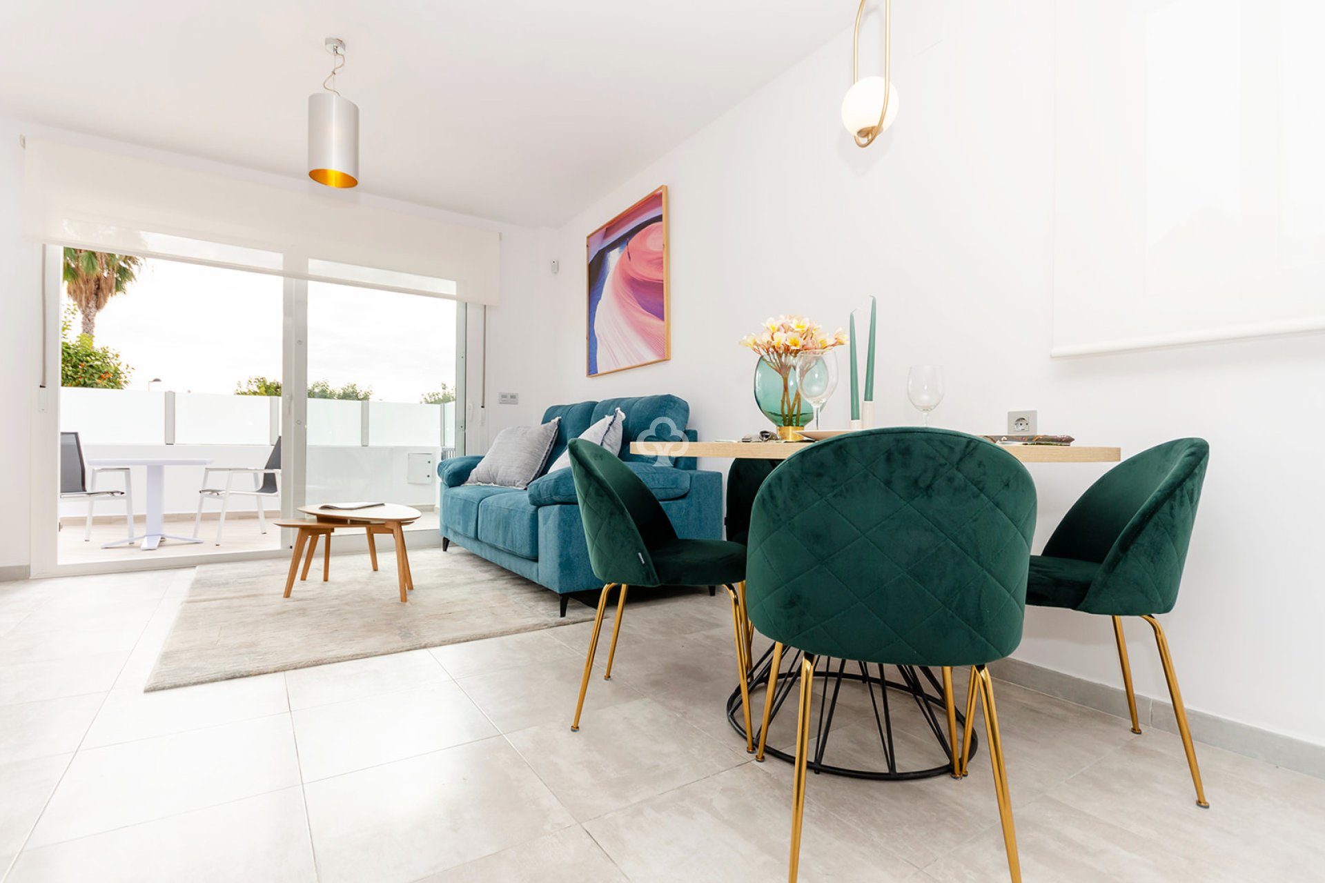 Neue Gebäude - Villas -
Torrevieja - 03184