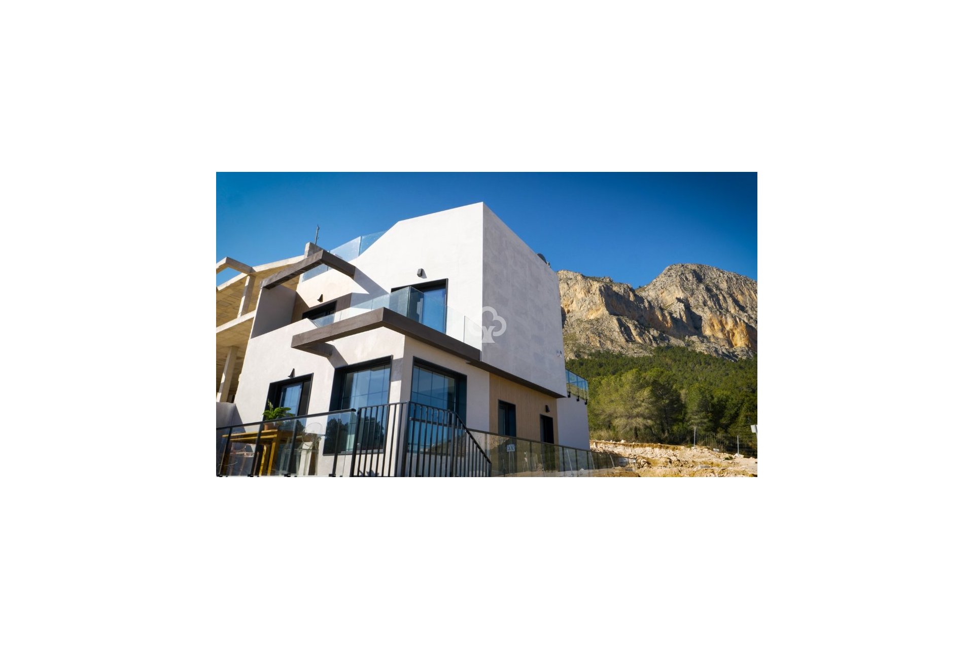 New Build - Adosados -
Polop - 03520