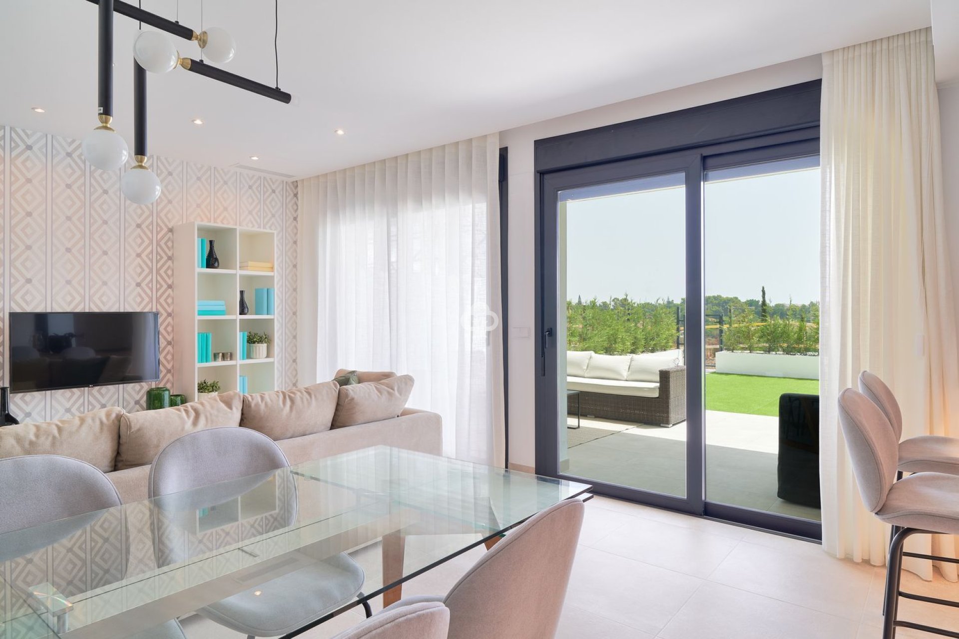 New Build - Bajos -
Estepona - Calle pico Alcazaba s/n