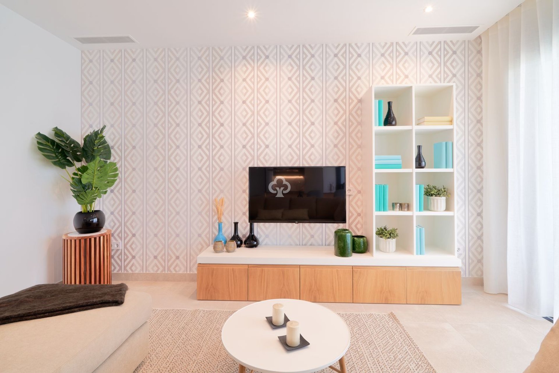 New Build - Bajos -
Estepona - Calle pico Alcazaba s/n