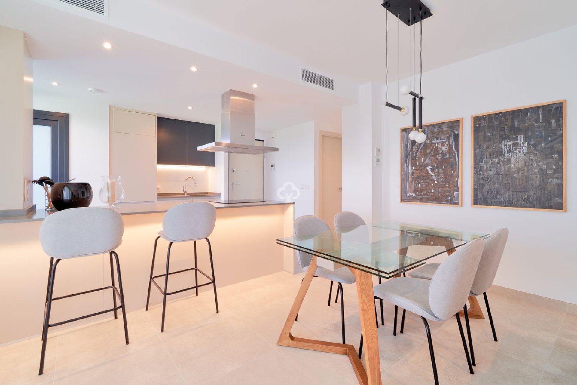 New Build - Bajos -
Estepona - Calle pico Alcazaba s/n