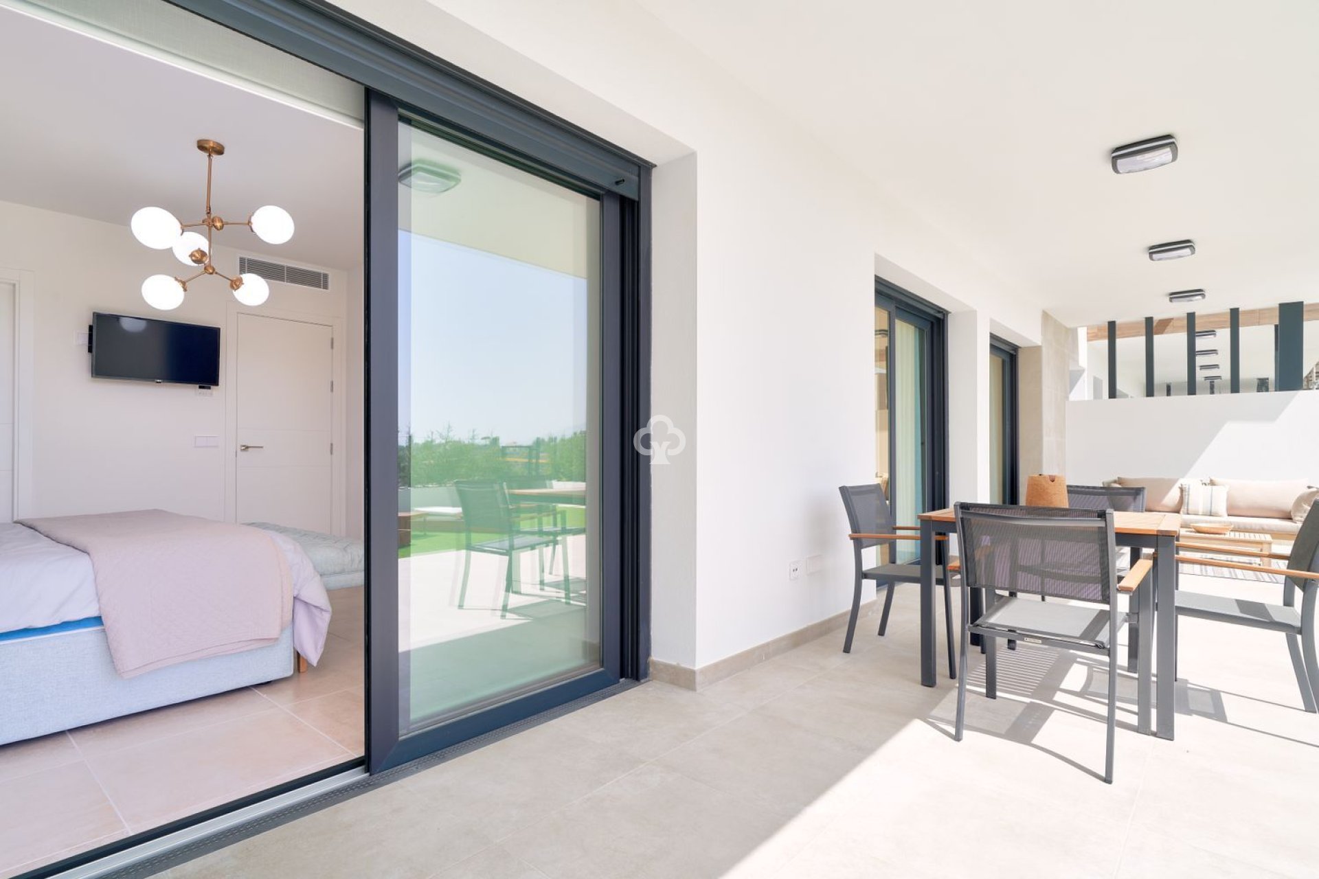 New Build - Bajos -
Estepona - Calle pico Alcazaba s/n