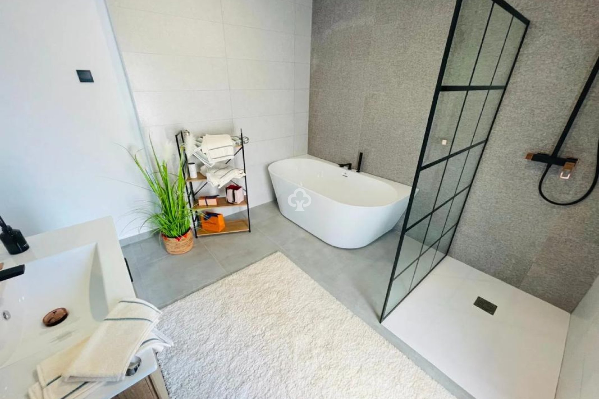 New Build - Chalet independiente -
Torrevieja - Calle Áncora