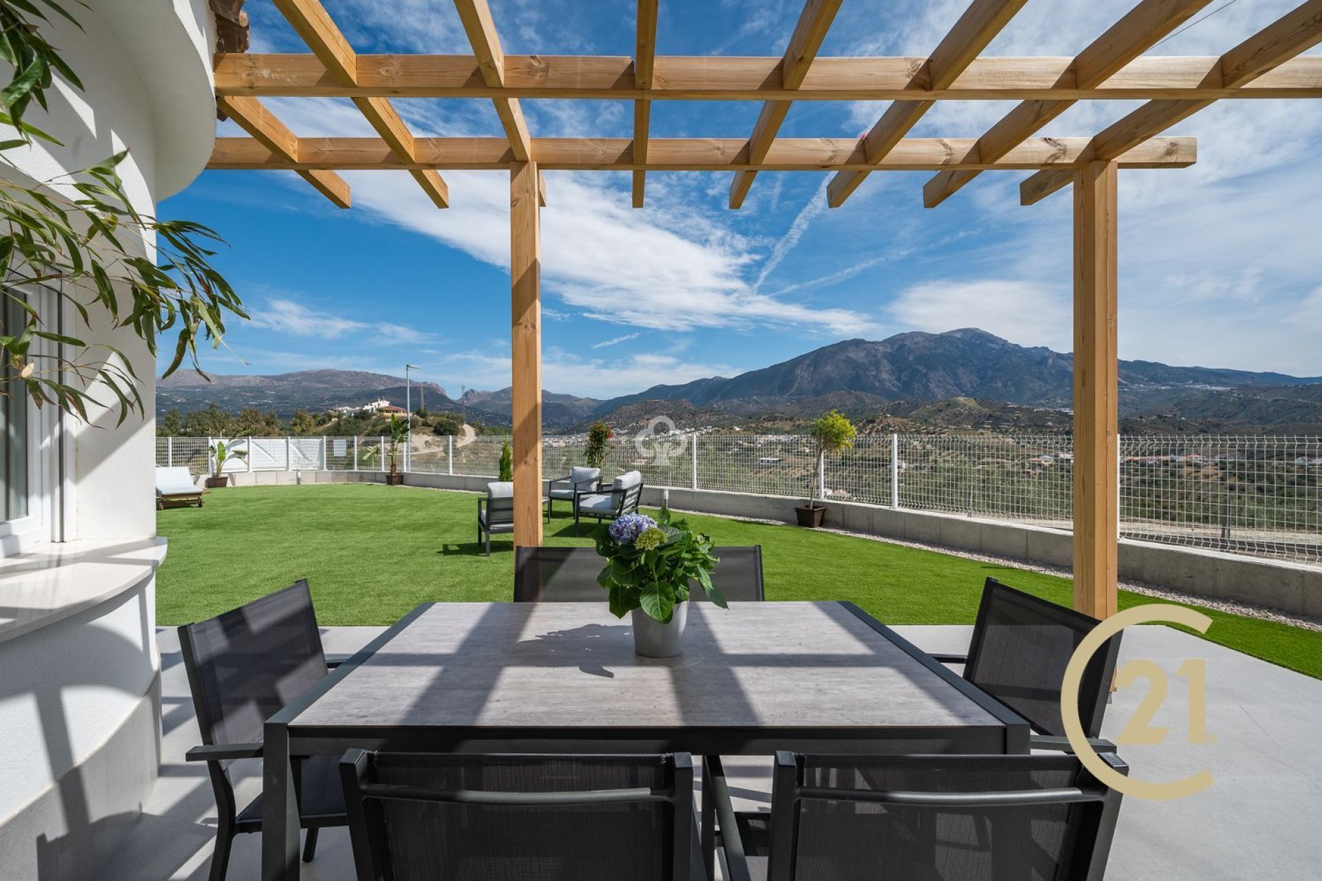 New Build - Detached villa -
Viñuela