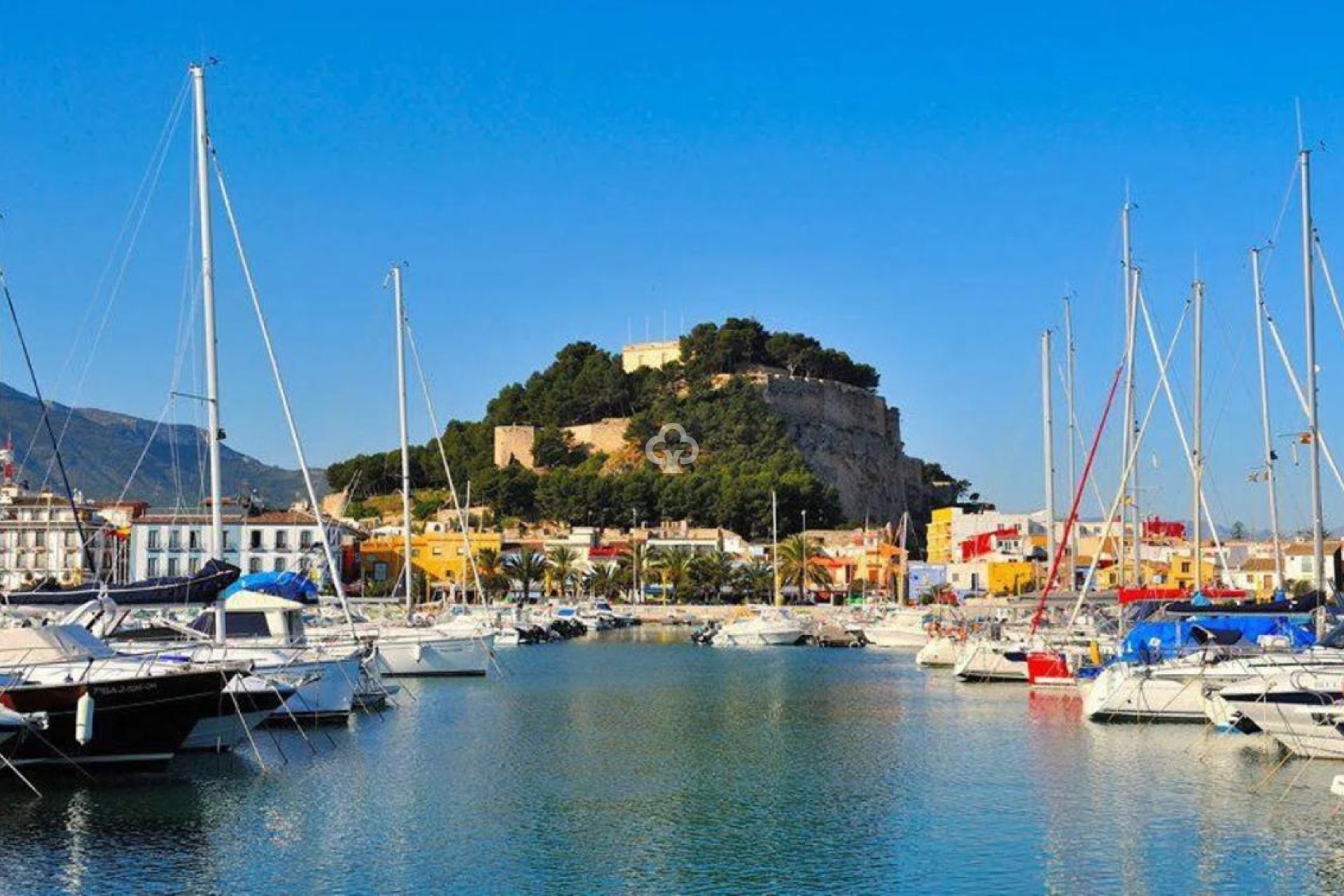 Nybyggnation - Adosados -
Denia - Calle Riu Vernissa, 31