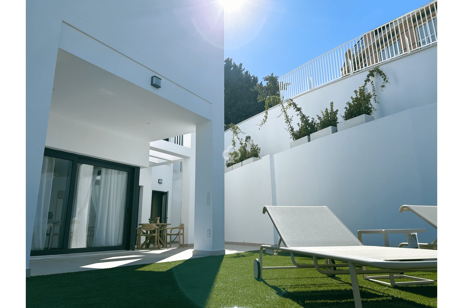 Nybyggnation - Adosados -
Málaga - 29003, Calle Apamares, 1