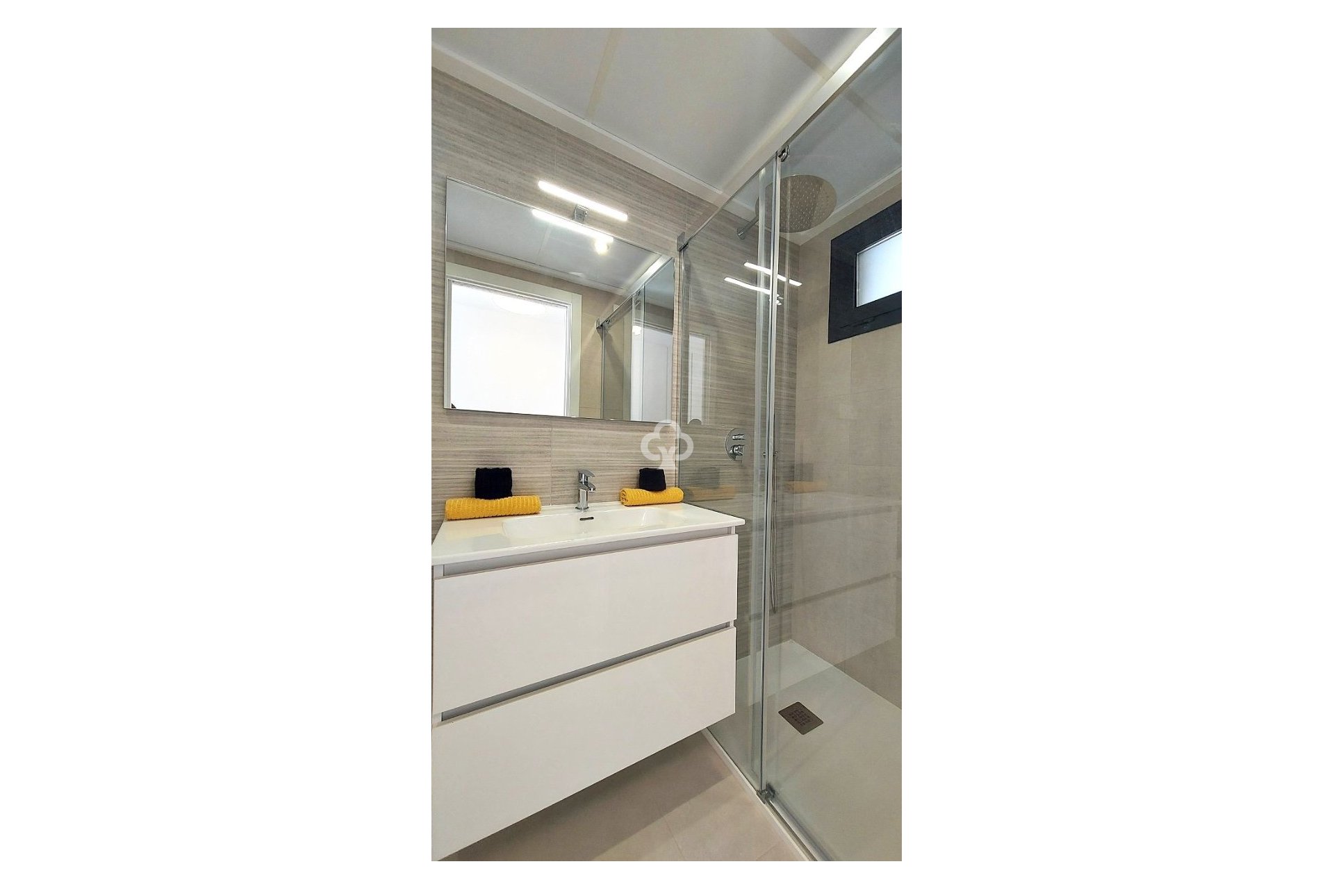 Obra nueva - Apartamento / piso -
San Miguel de Salinas - 03193