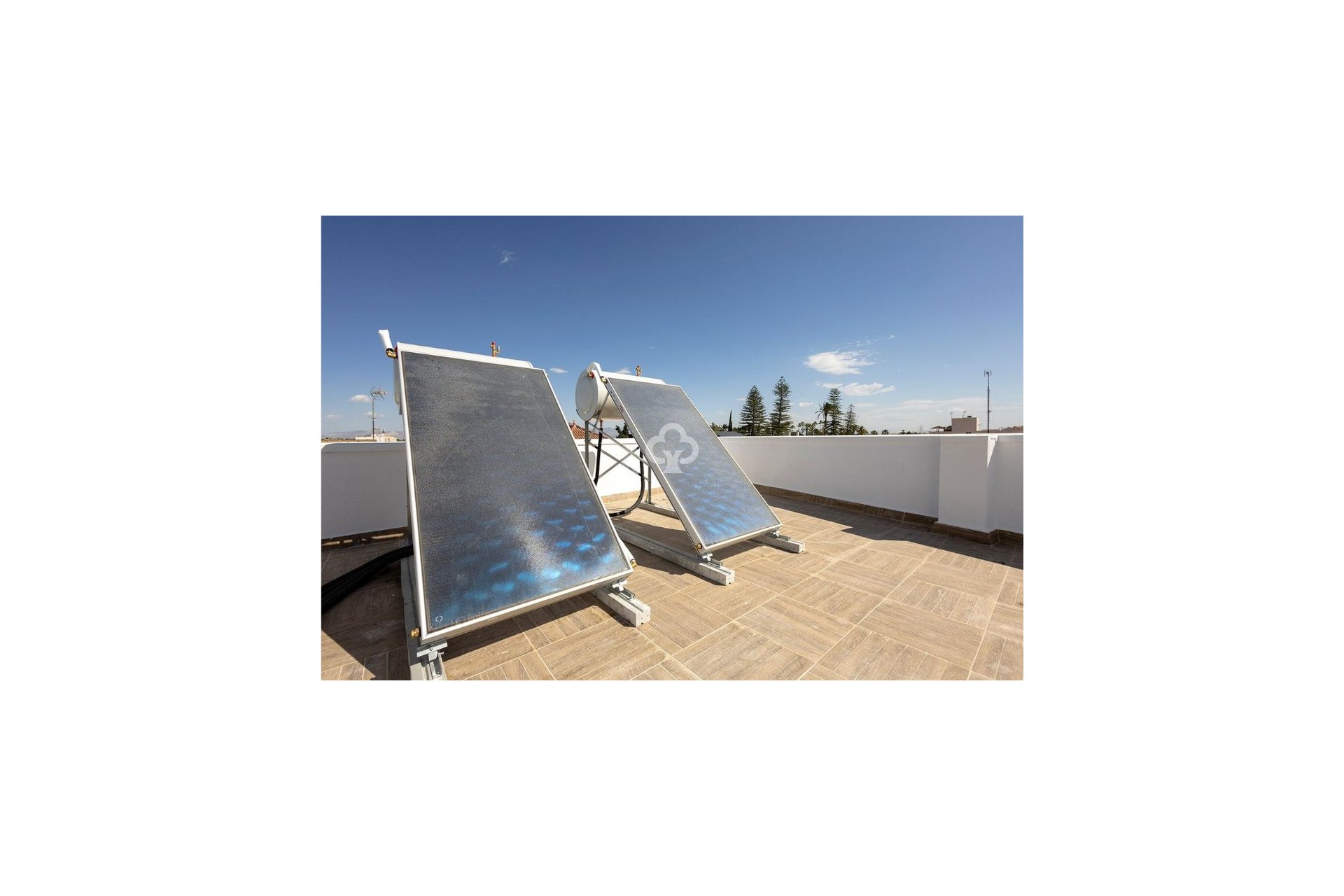 Obra nueva - Apartamentos -
Jacarilla