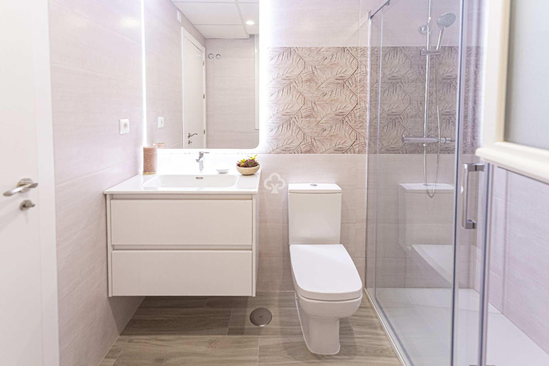 Obra nueva - Apartamentos -
La Manga Del Mar Menor - 30380