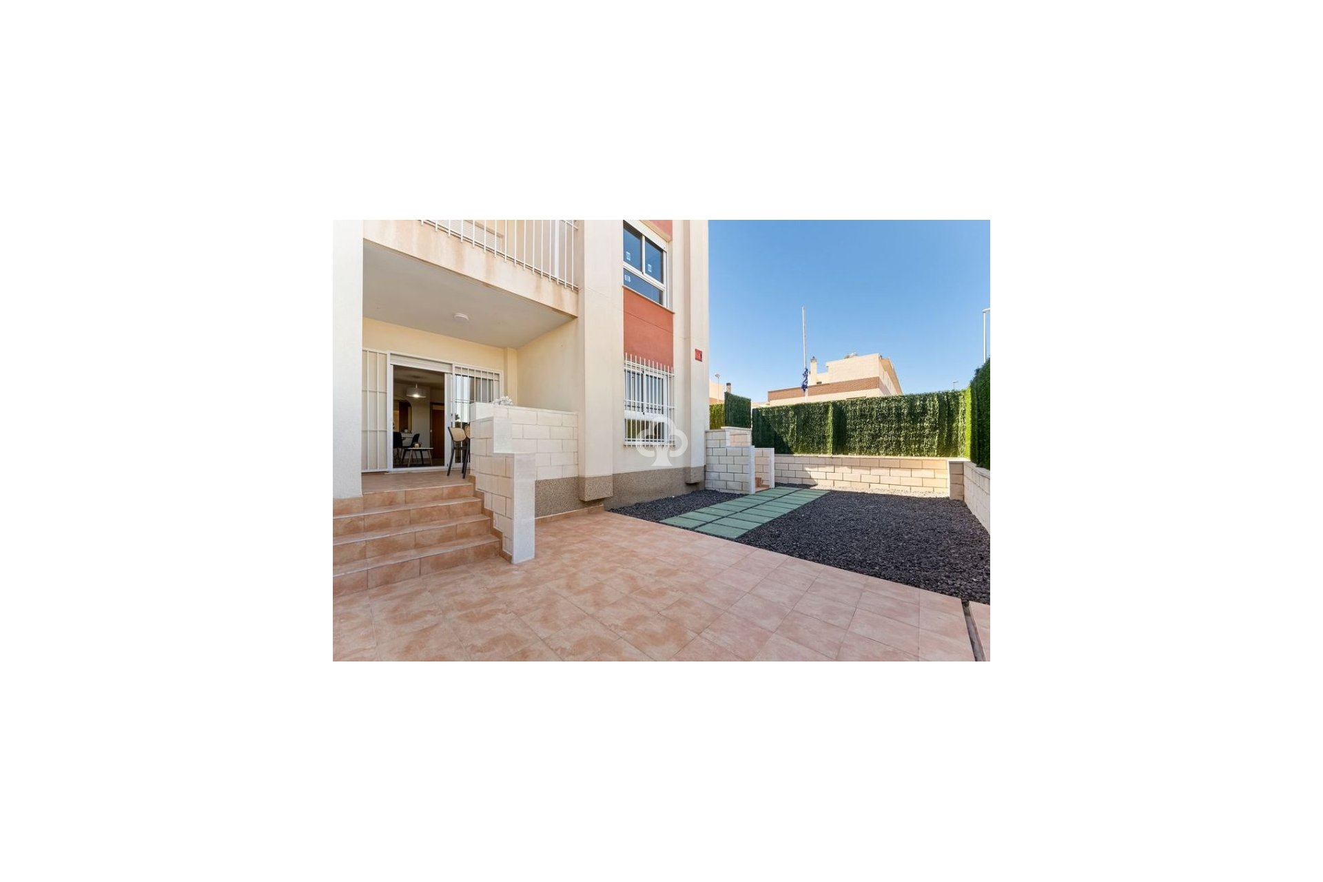 Obra nueva - Apartamentos -
Orihuela