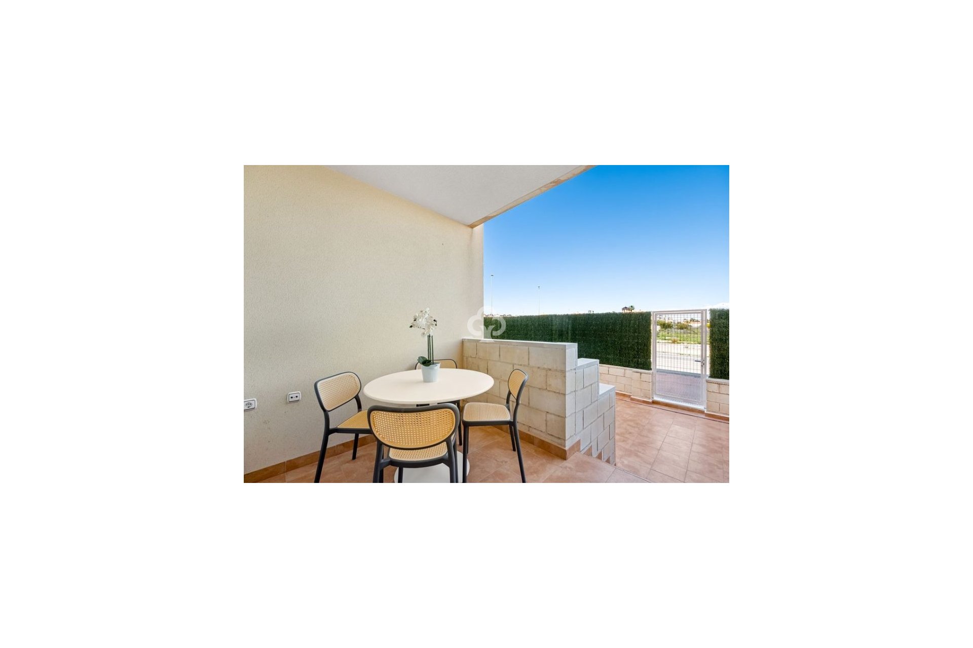 Obra nueva - Apartamentos -
Orihuela