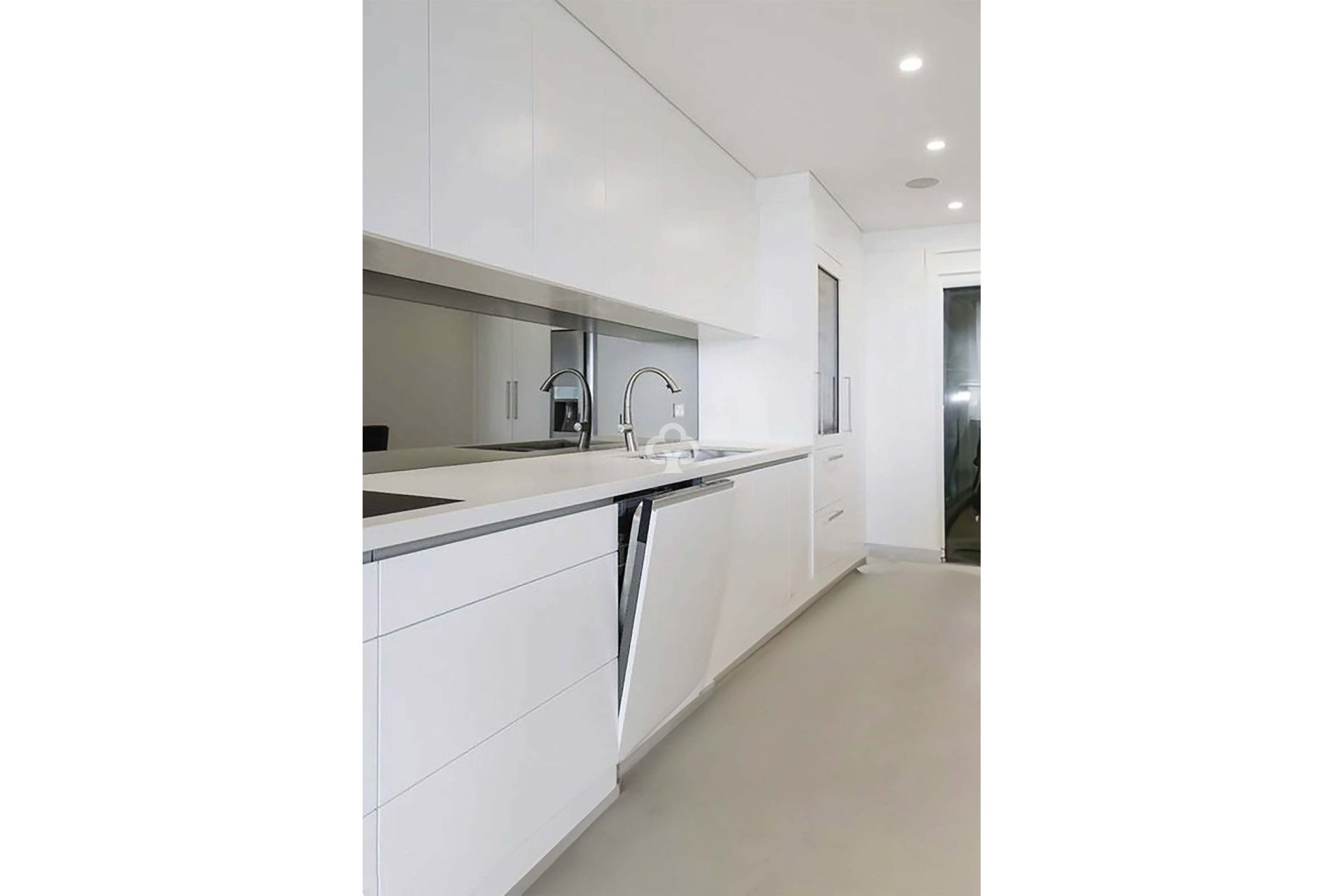 Obra nueva - Apartamentos -
Relleu