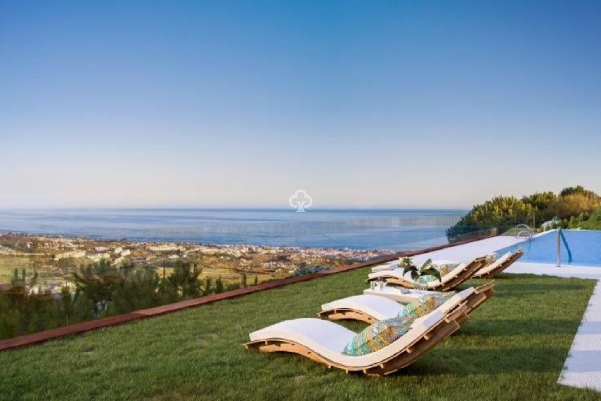 Obra nueva - Bajos -
Rincón de la Victoria - Calle Sietecolores, 23