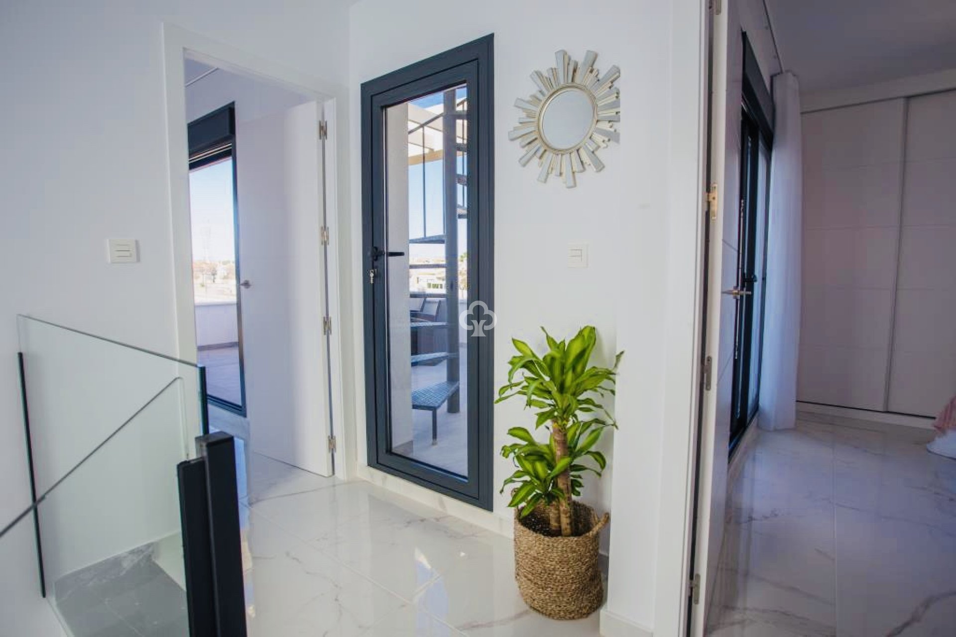 Obra nueva - Chalet independiente -
Los Montesinos - 03187