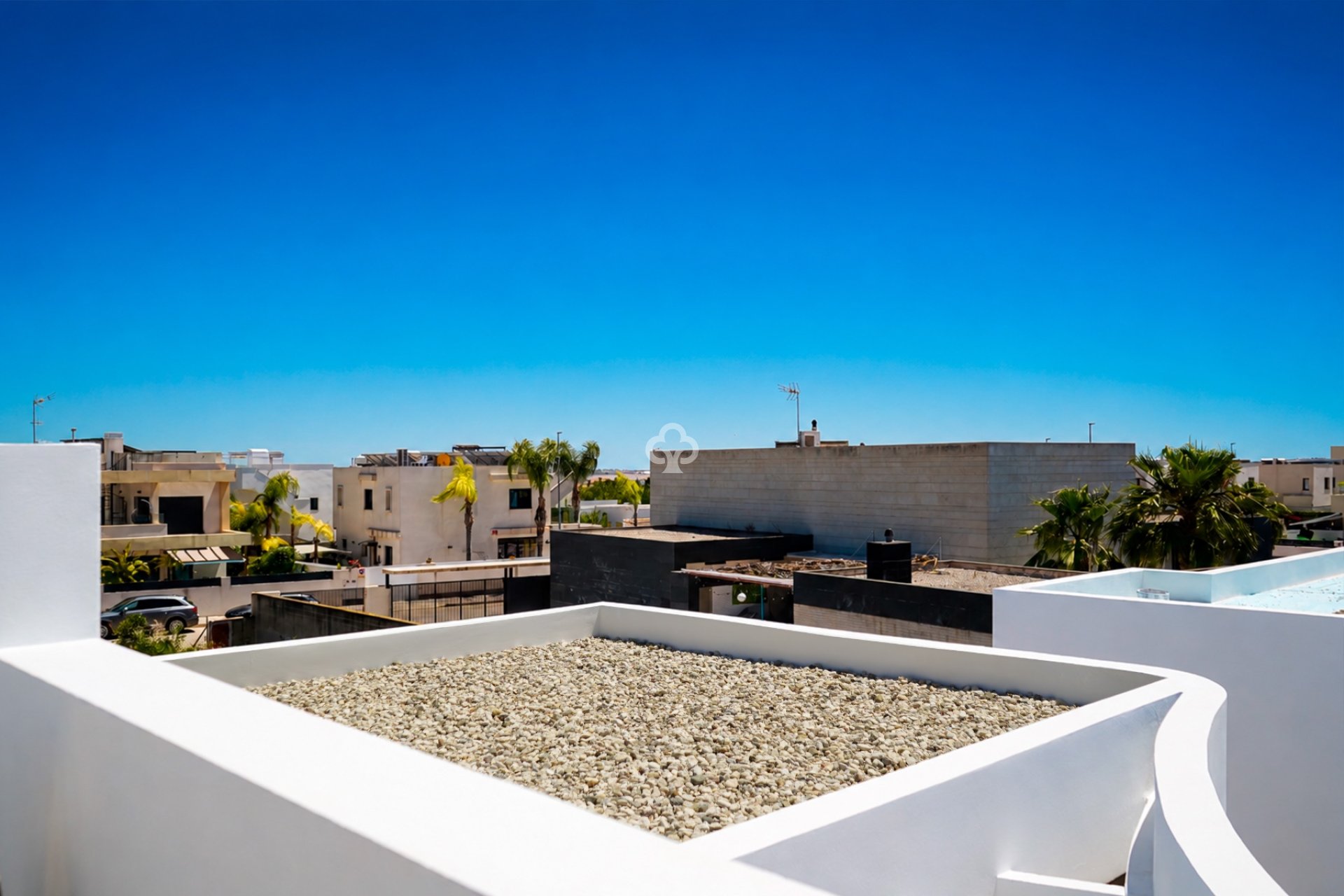 Obra nueva - Chalet independiente -
Los Montesinos