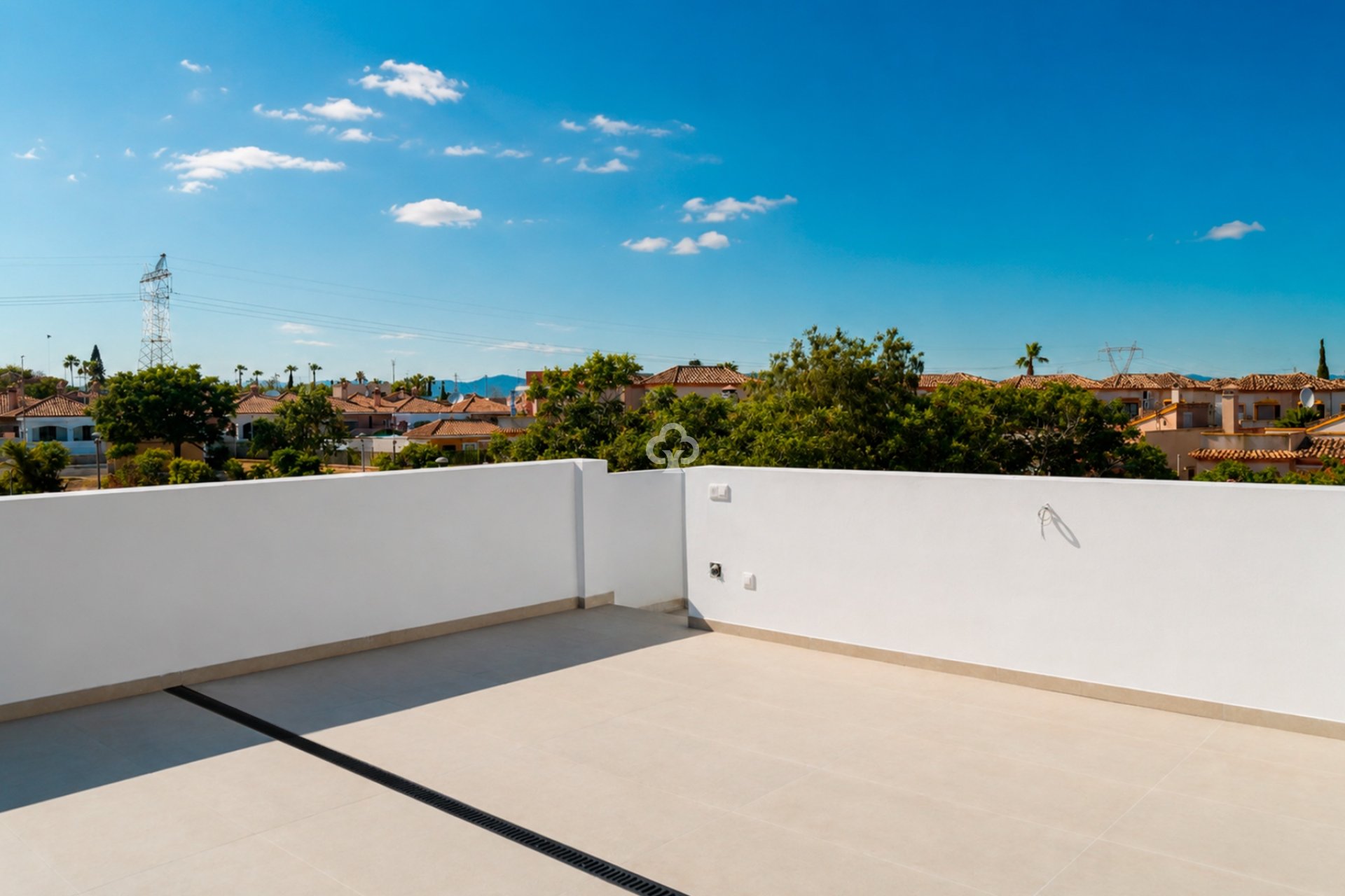 Obra nueva - Chalet independiente -
Los Montesinos