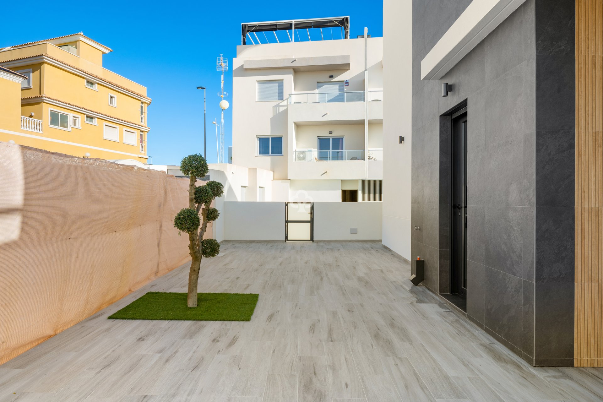 Obra nueva - Duplexes -
Benijofar