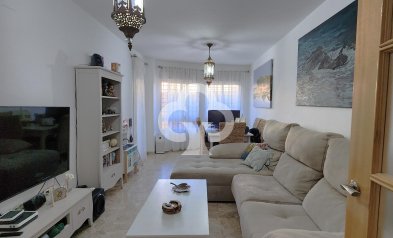 Piso - Jälleenmyynti -
            Mijas - Sp200-2528