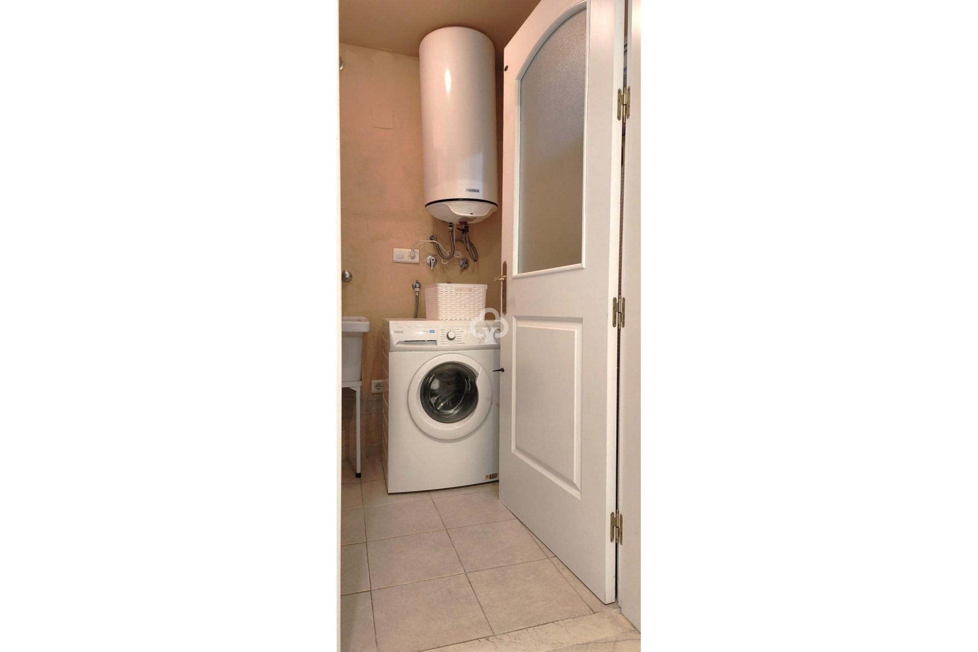 Resale - Apartament -
Elviria