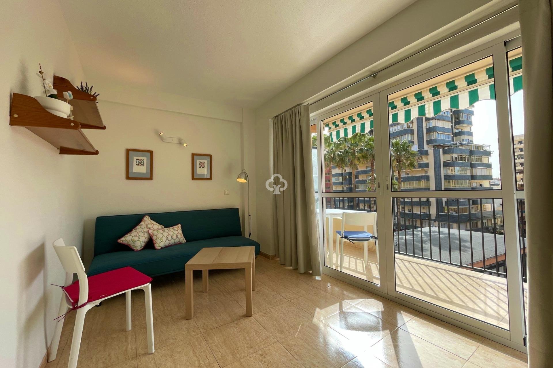 Resale - Apartament -
Fuengirola - 1ª Línea de playa