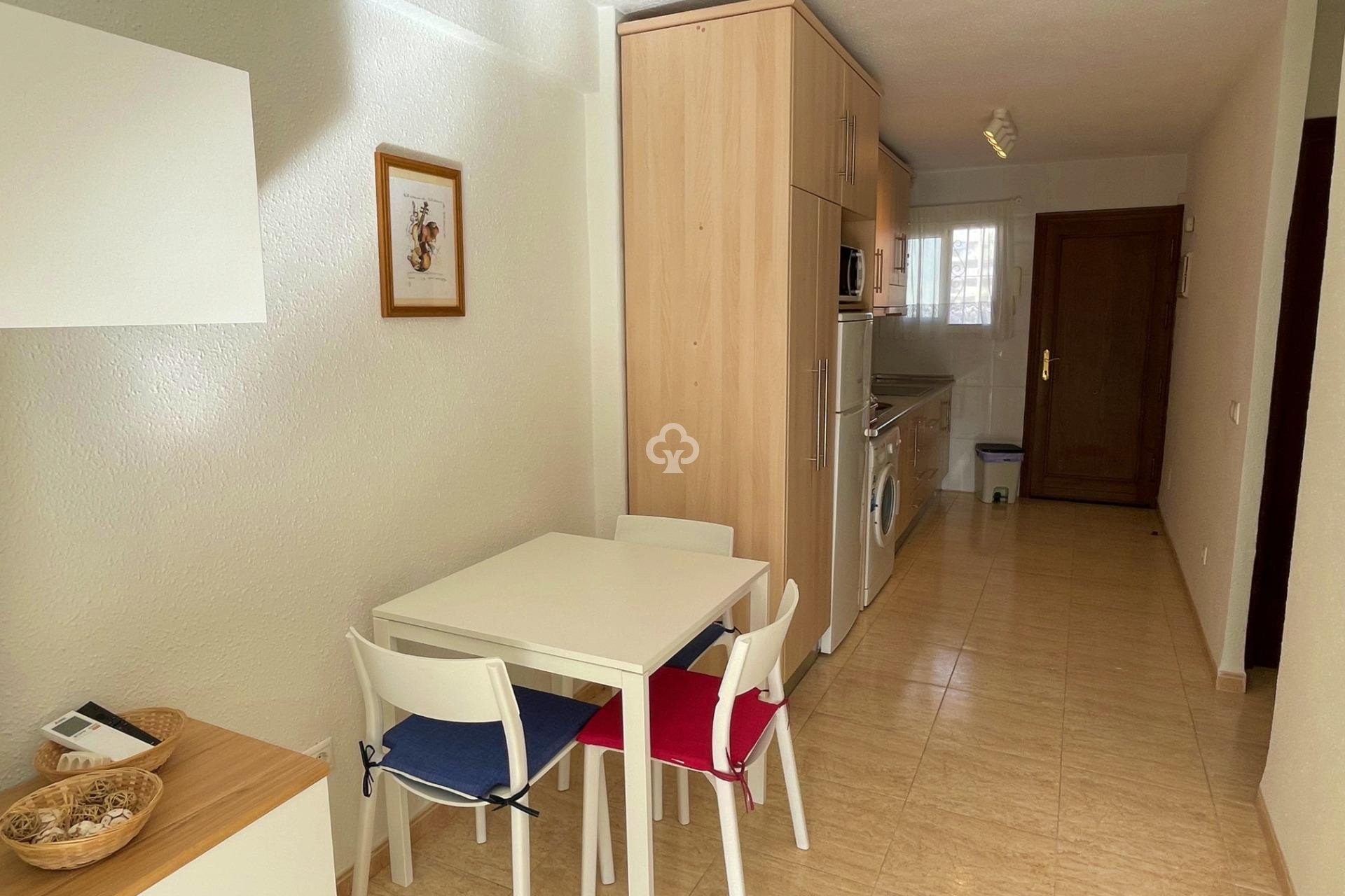 Resale - Apartament -
Fuengirola - 1ª Línea de playa