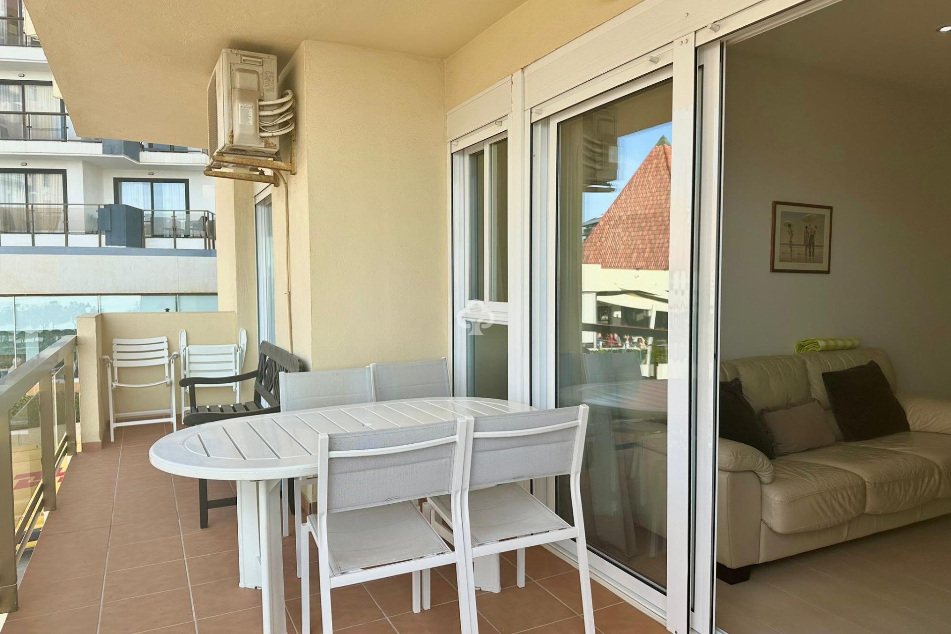 Resale - Apartament -
Fuengirola - 1ª Línea de playa