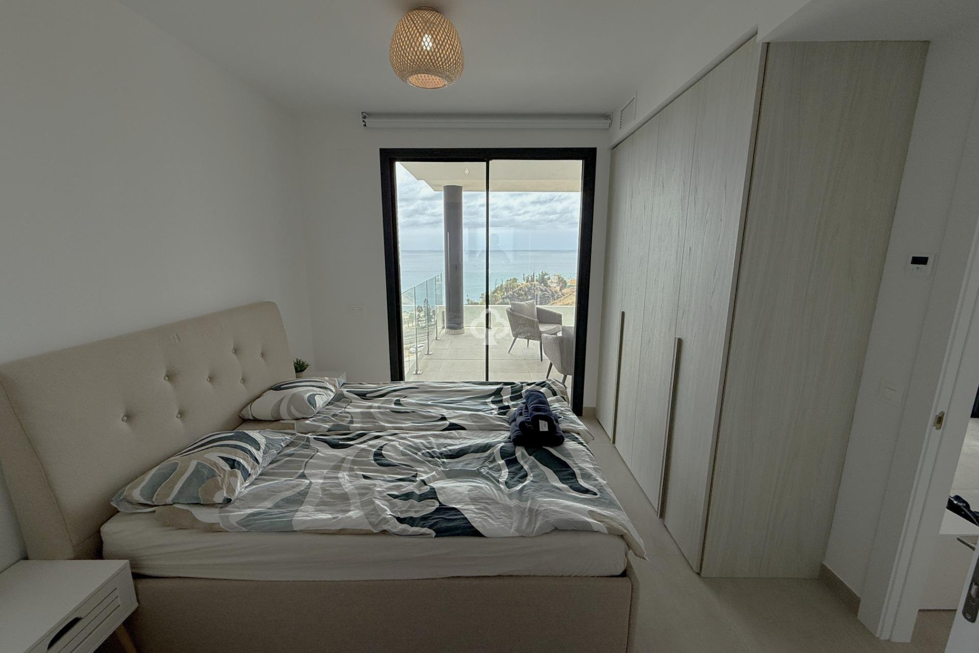 Resale - Apartament -
Fuengirola - Carvajal
