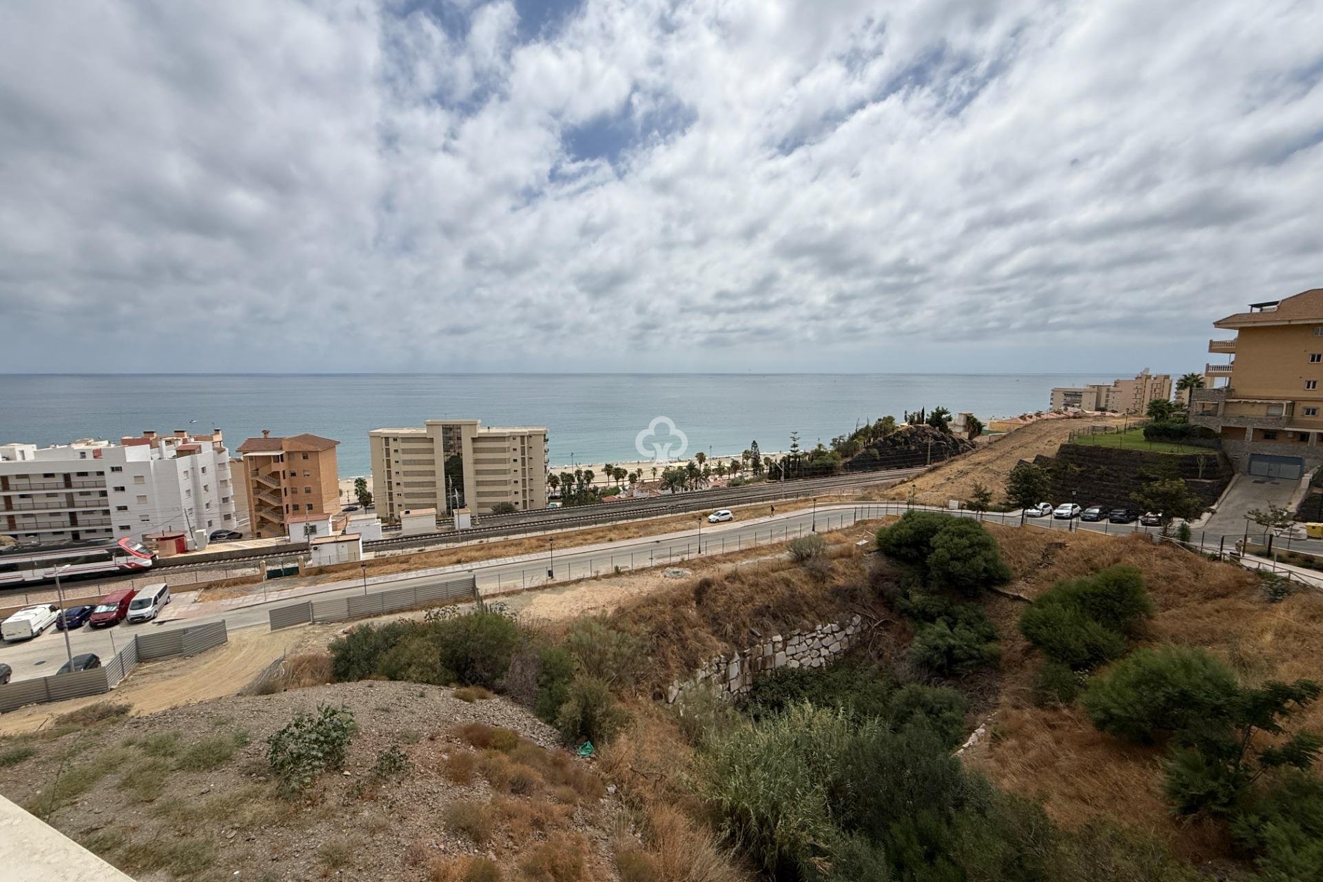 Resale - Apartament -
Fuengirola - Carvajal