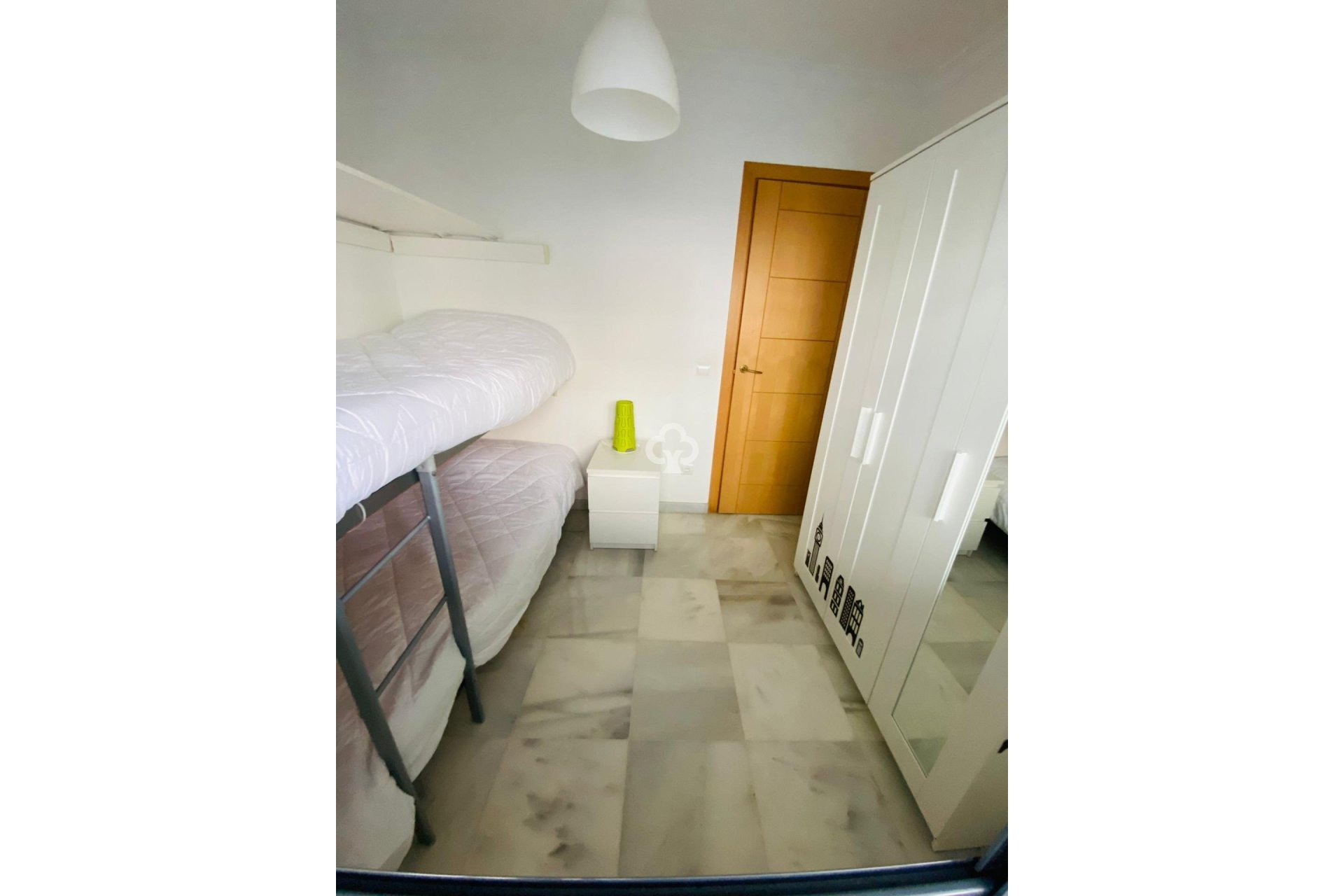 Resale - Apartament -
Fuengirola - Carvajal