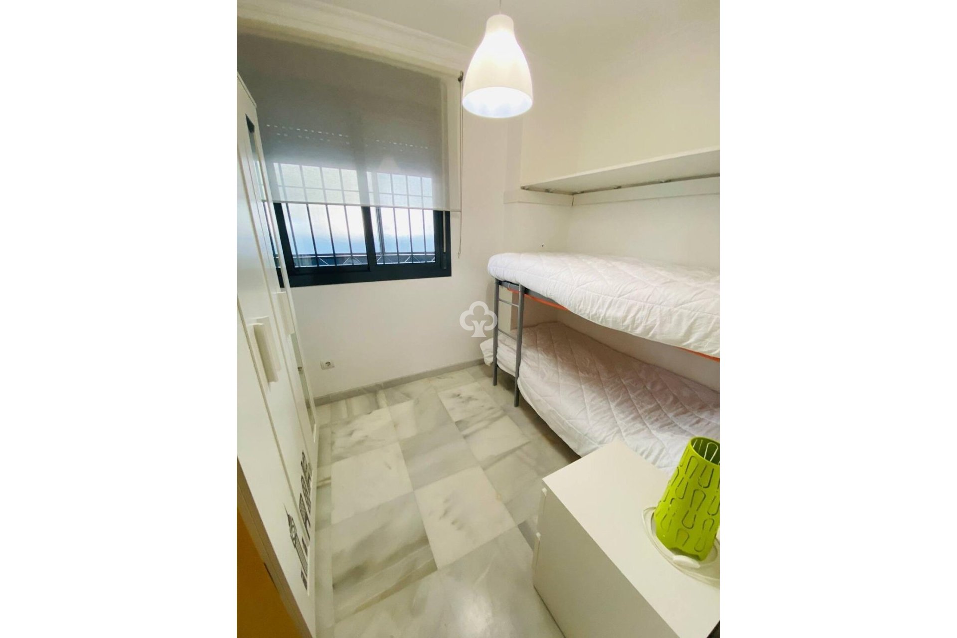 Resale - Apartament -
Fuengirola - Carvajal