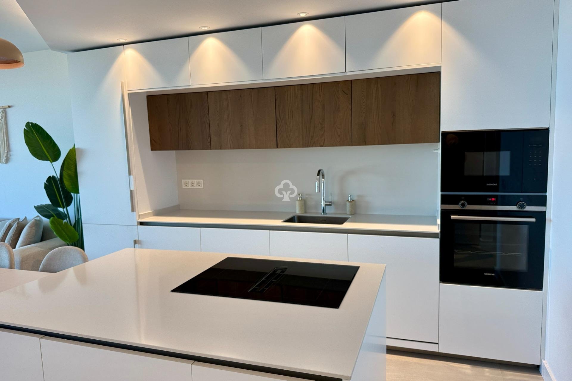 Resale - Apartament -
Fuengirola - El Higuerón