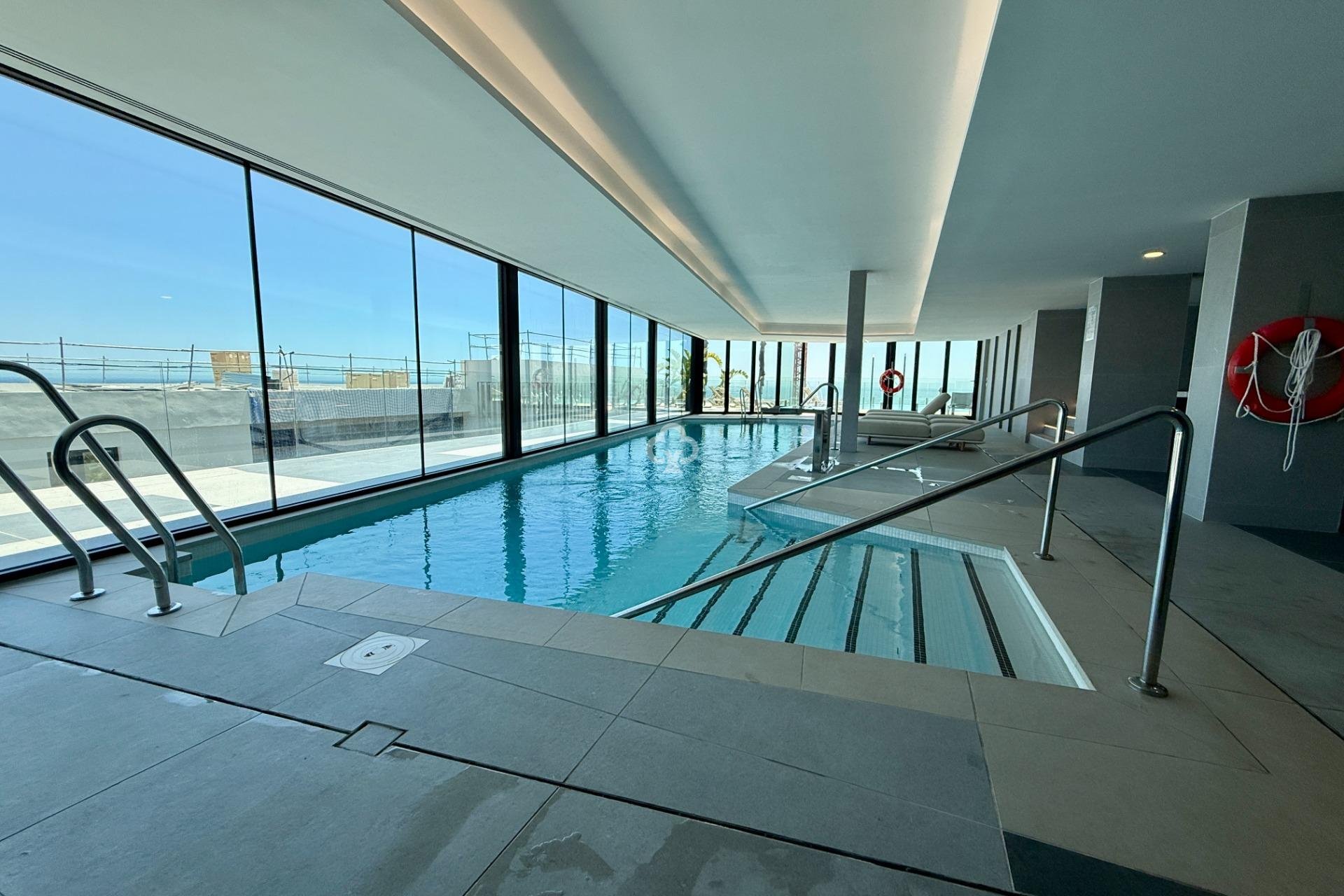 Resale - Apartament -
Fuengirola - El Higuerón