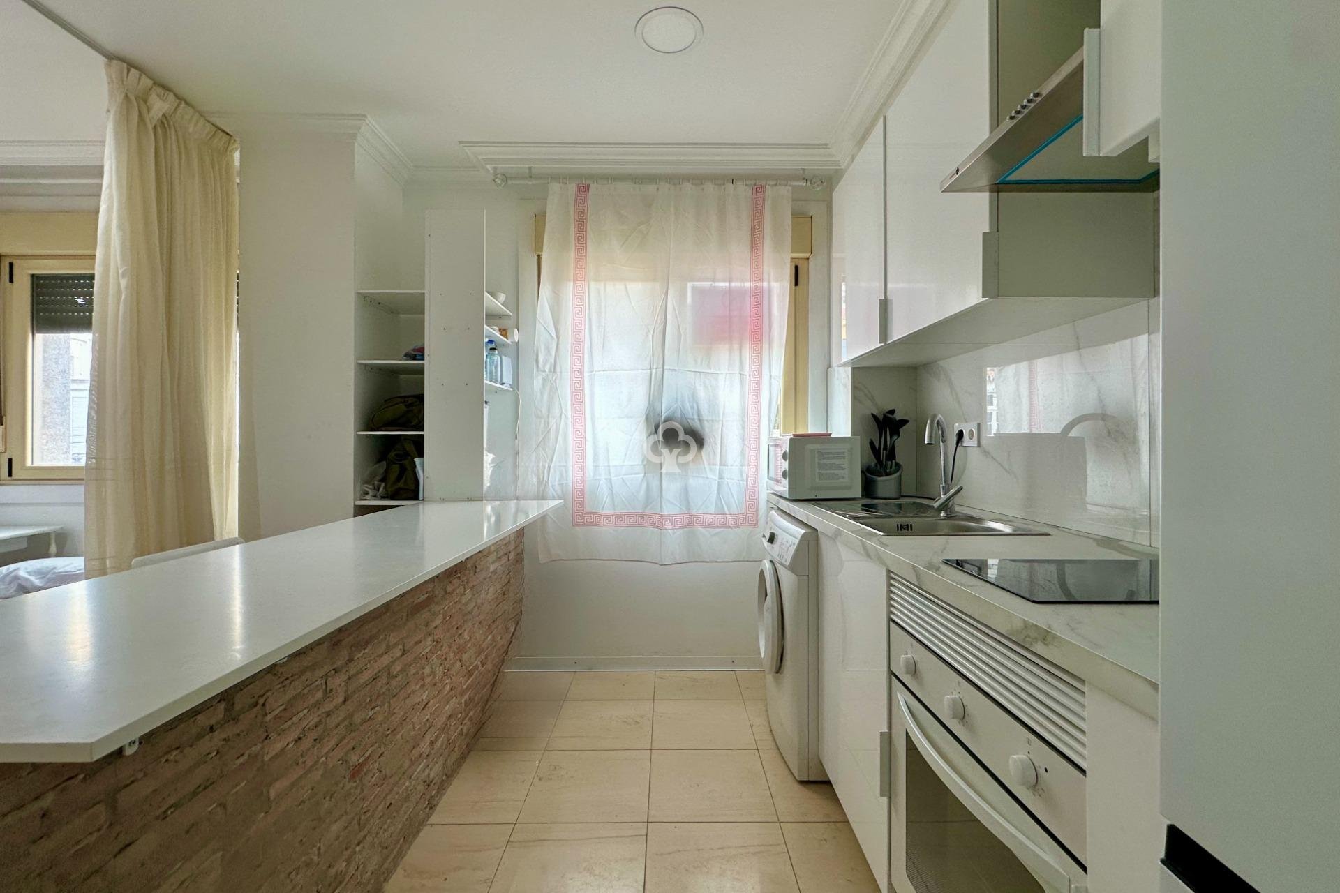 Resale - Apartament -
Fuengirola - Los Boliches