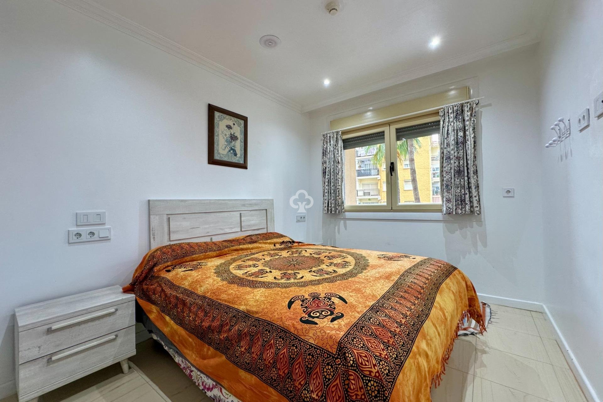 Resale - Apartament -
Fuengirola - Los Boliches