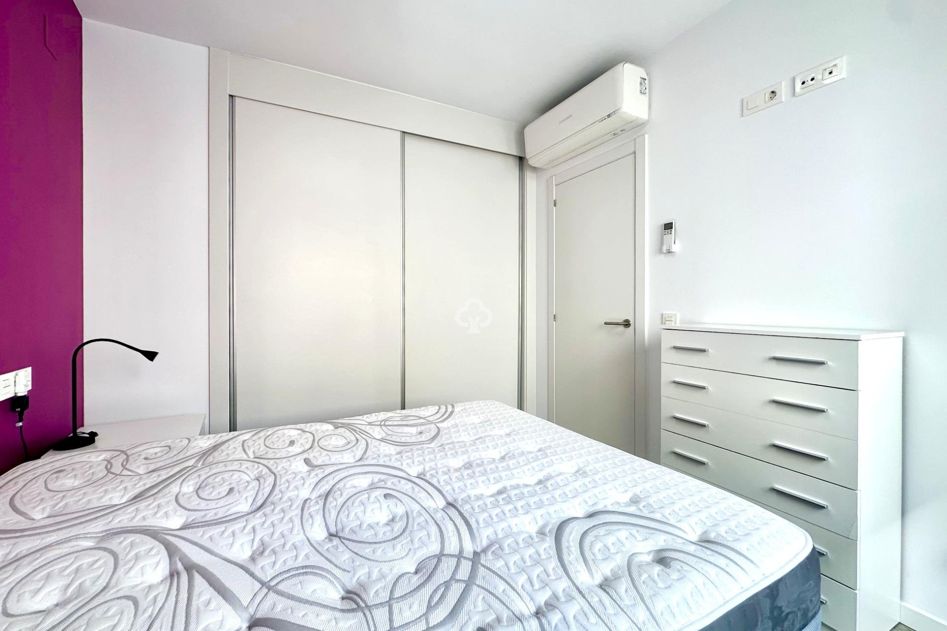 Resale - Apartament -
Fuengirola - Los Boliches
