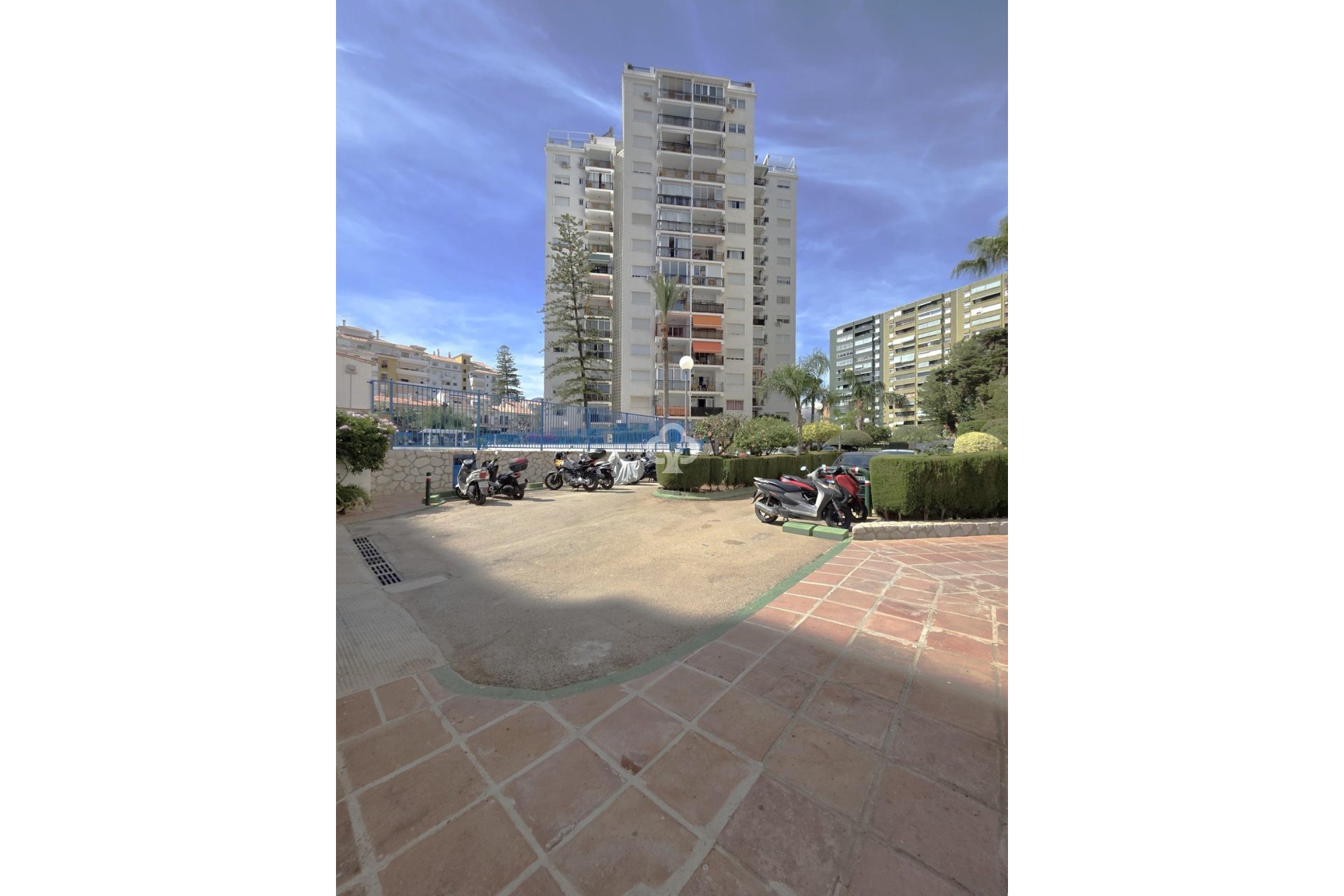 Resale - Apartament -
Fuengirola - Los Boliches