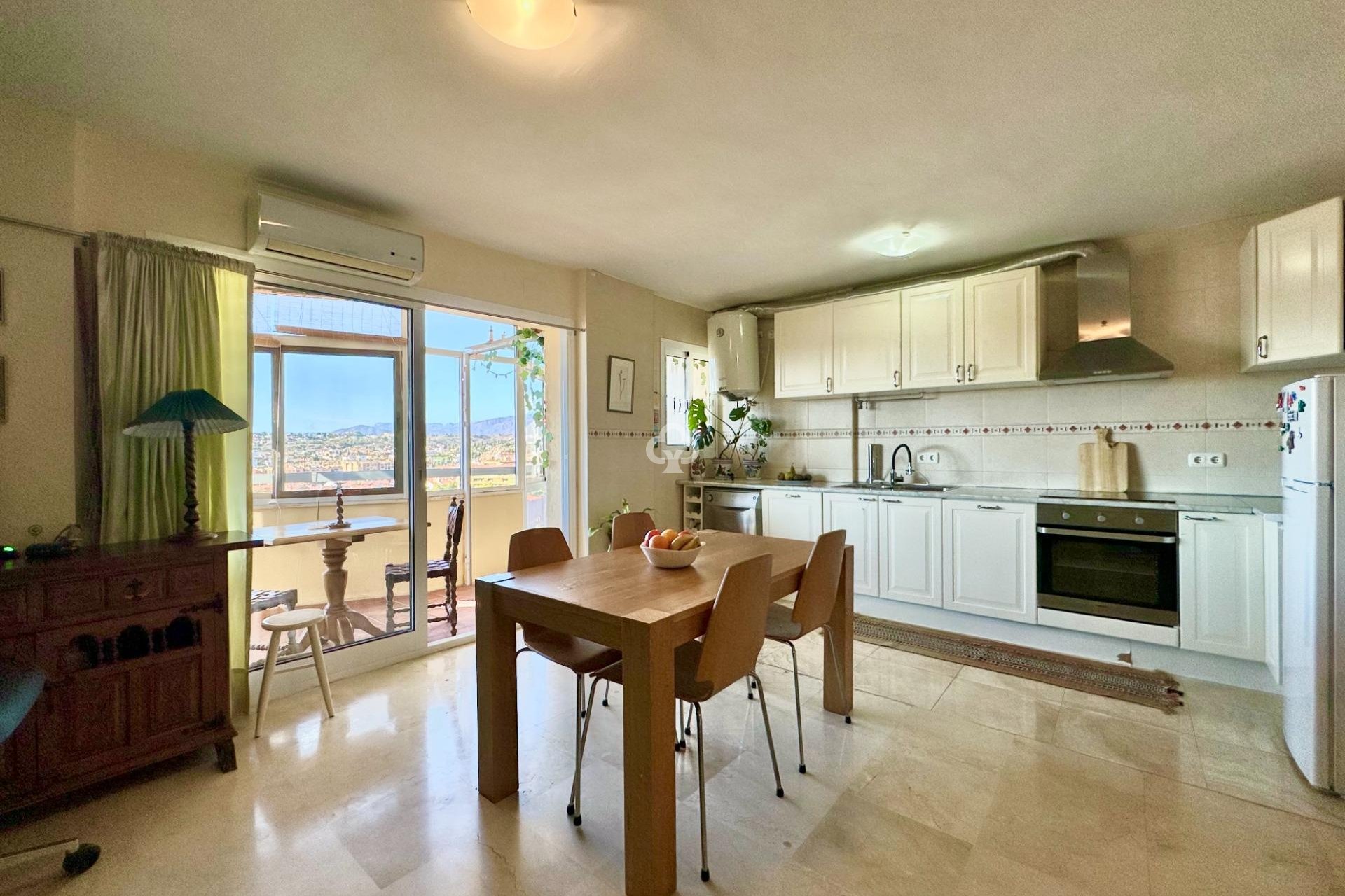 Resale - Apartament -
Fuengirola - Los Pacos