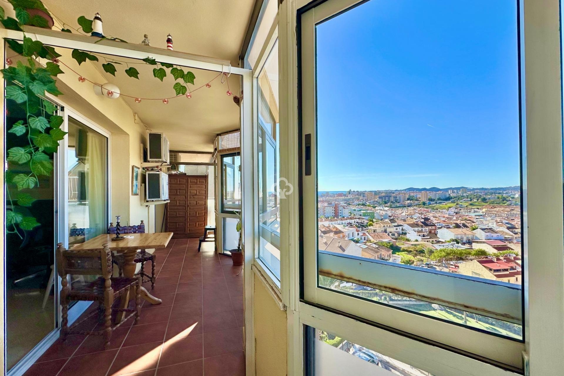 Resale - Apartament -
Fuengirola - Los Pacos