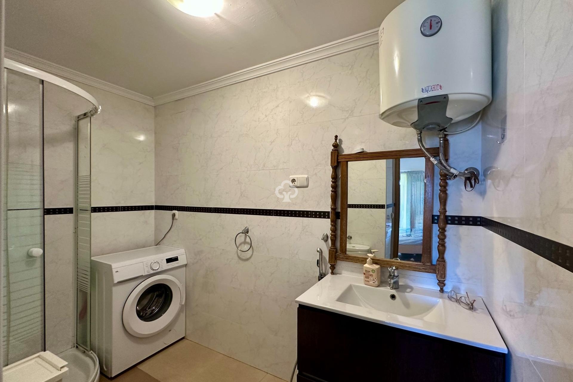 Resale - Apartament -
Fuengirola - Los Pacos