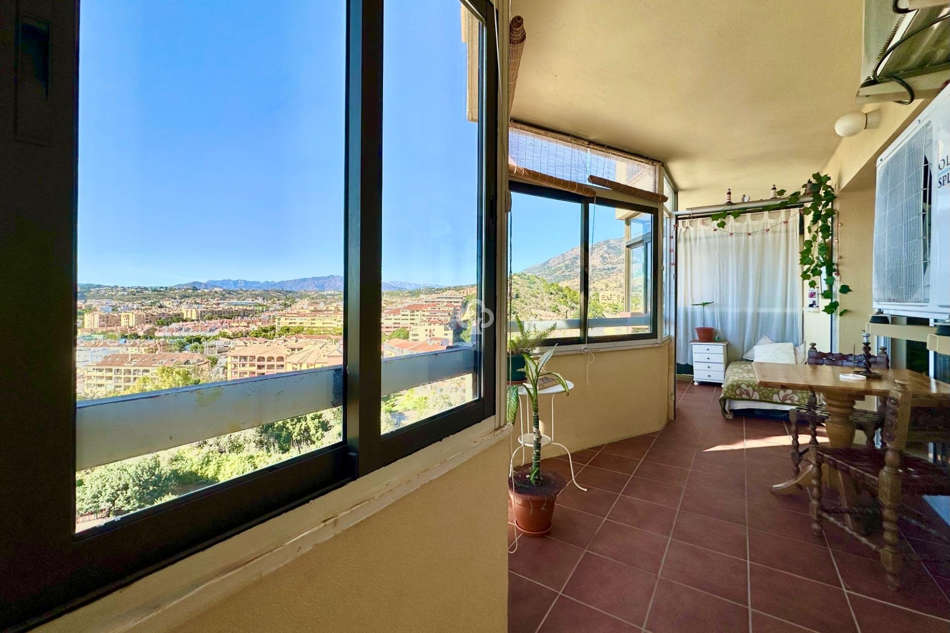 Resale - Apartament -
Fuengirola - Los Pacos