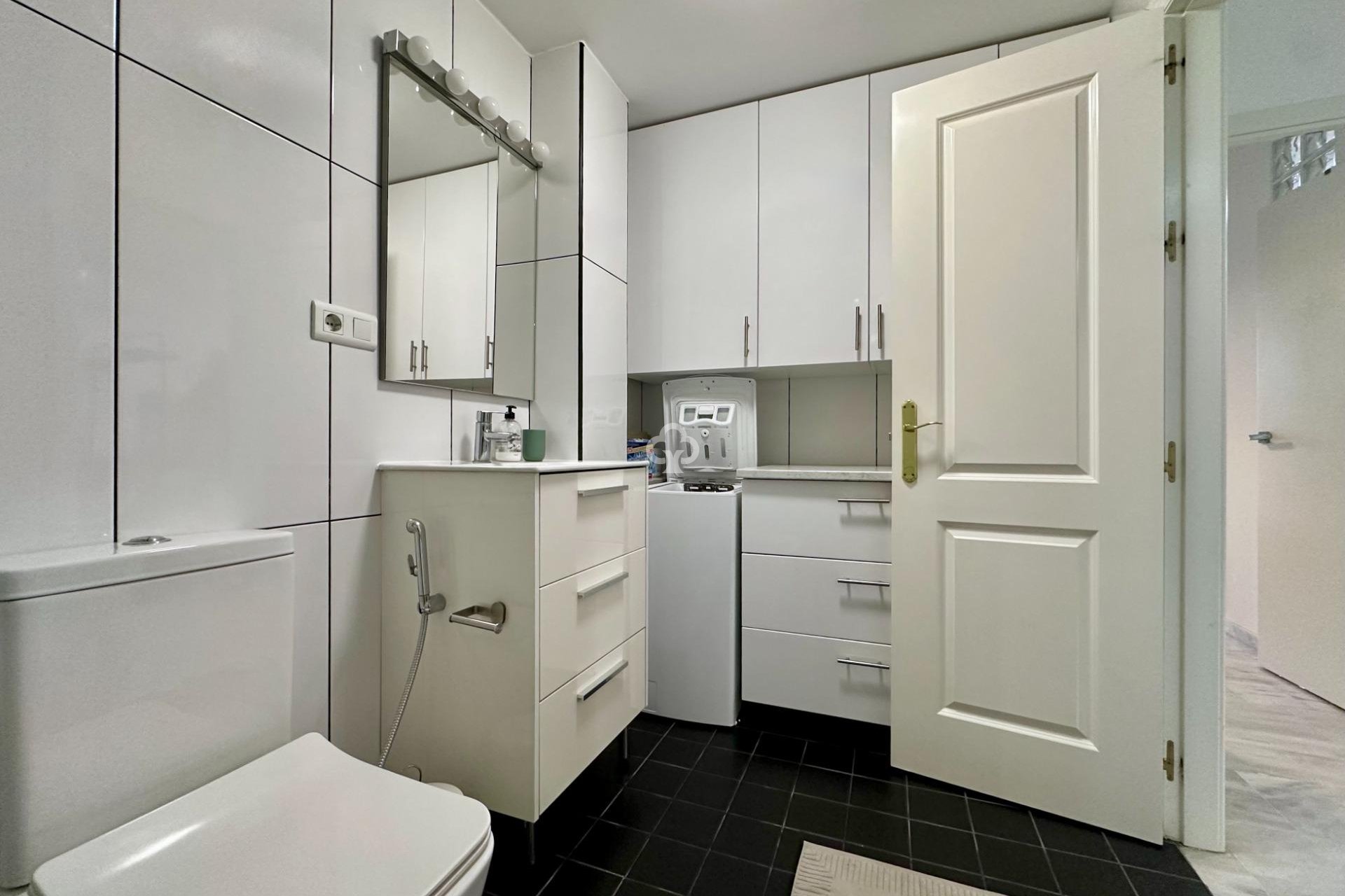 Resale - Apartament -
Fuengirola - Los Pacos