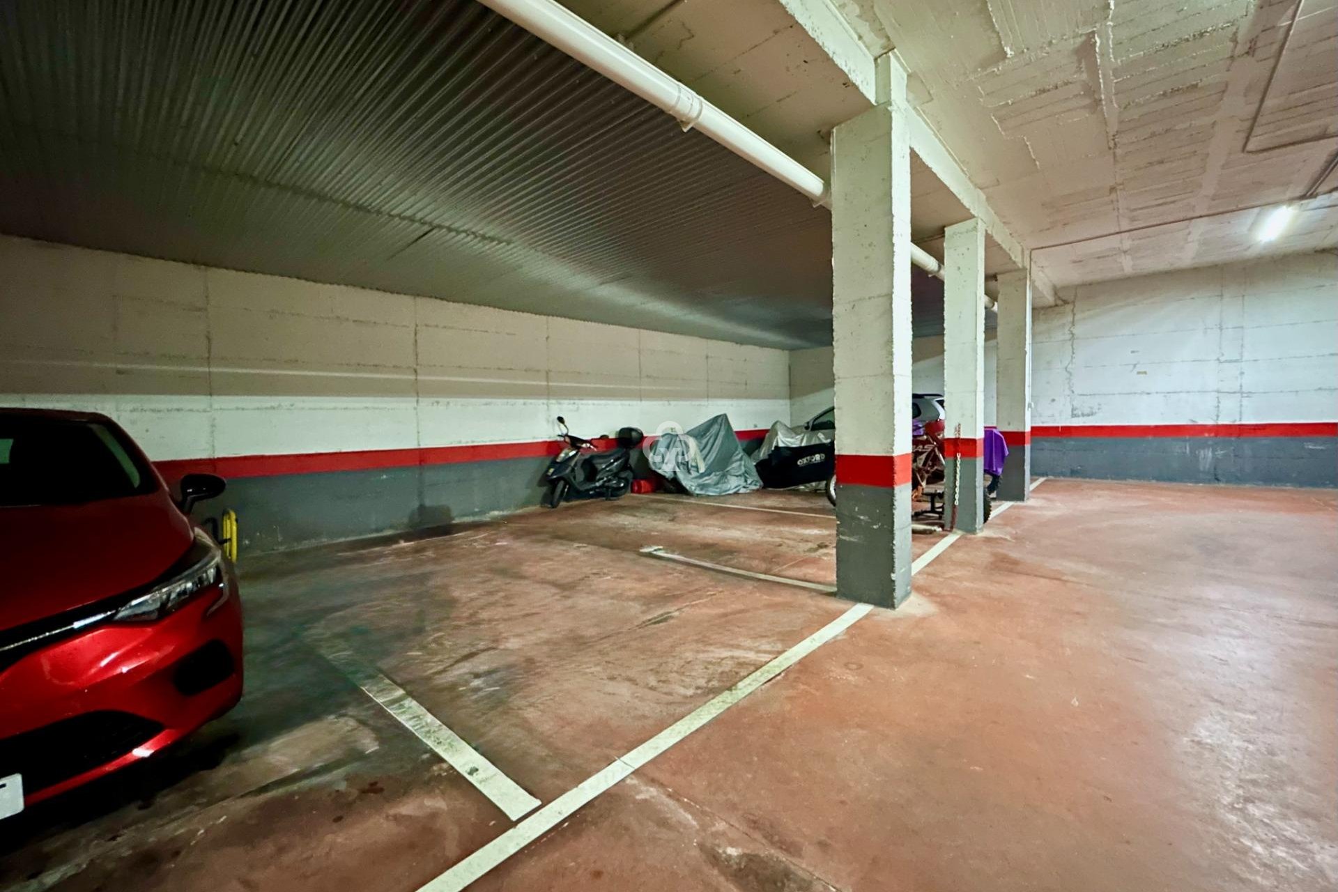 Resale - Apartament -
Fuengirola - Los Pacos