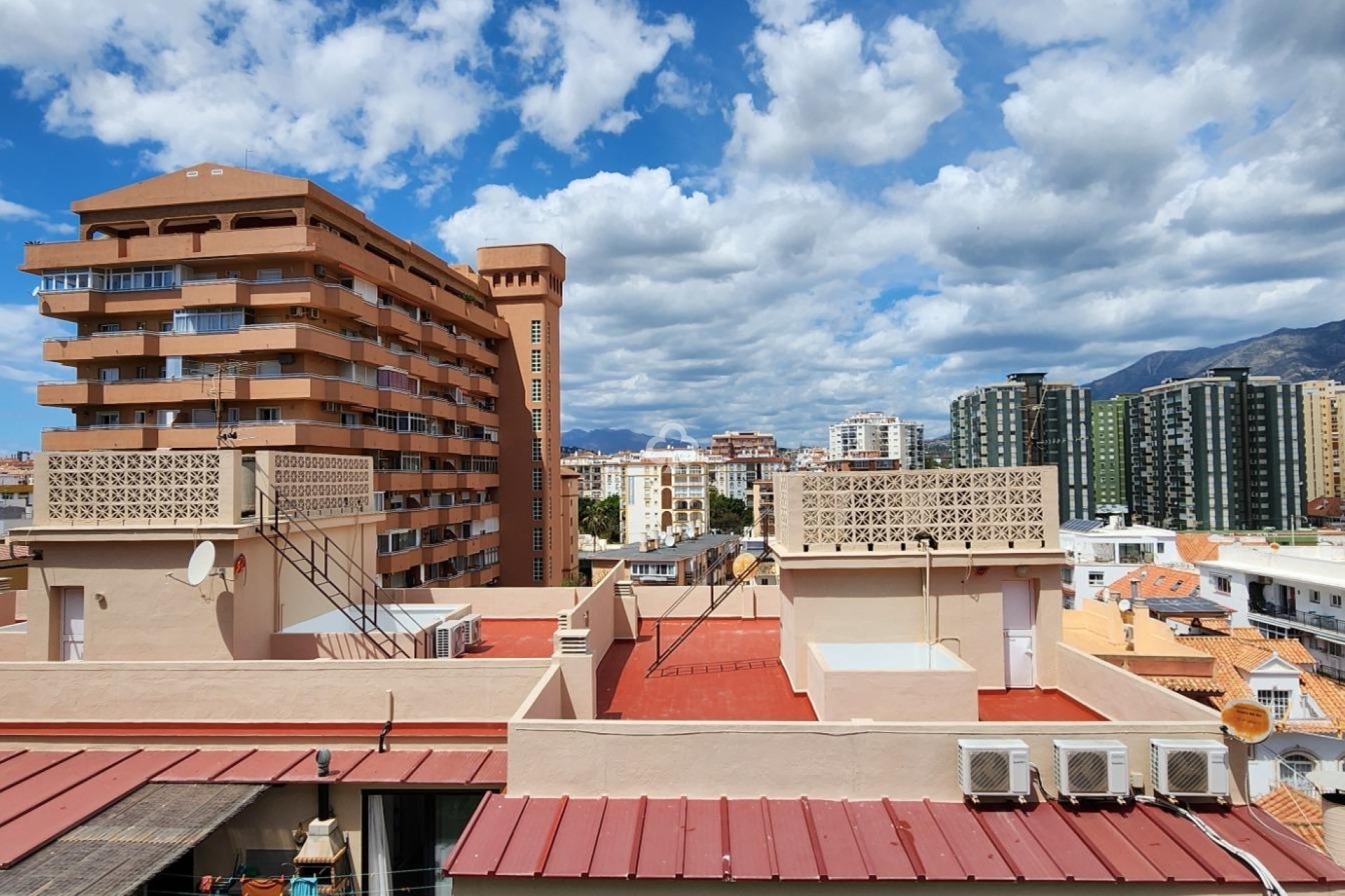 Resale - Apartament -
Fuengirola - Playa de los Boliches