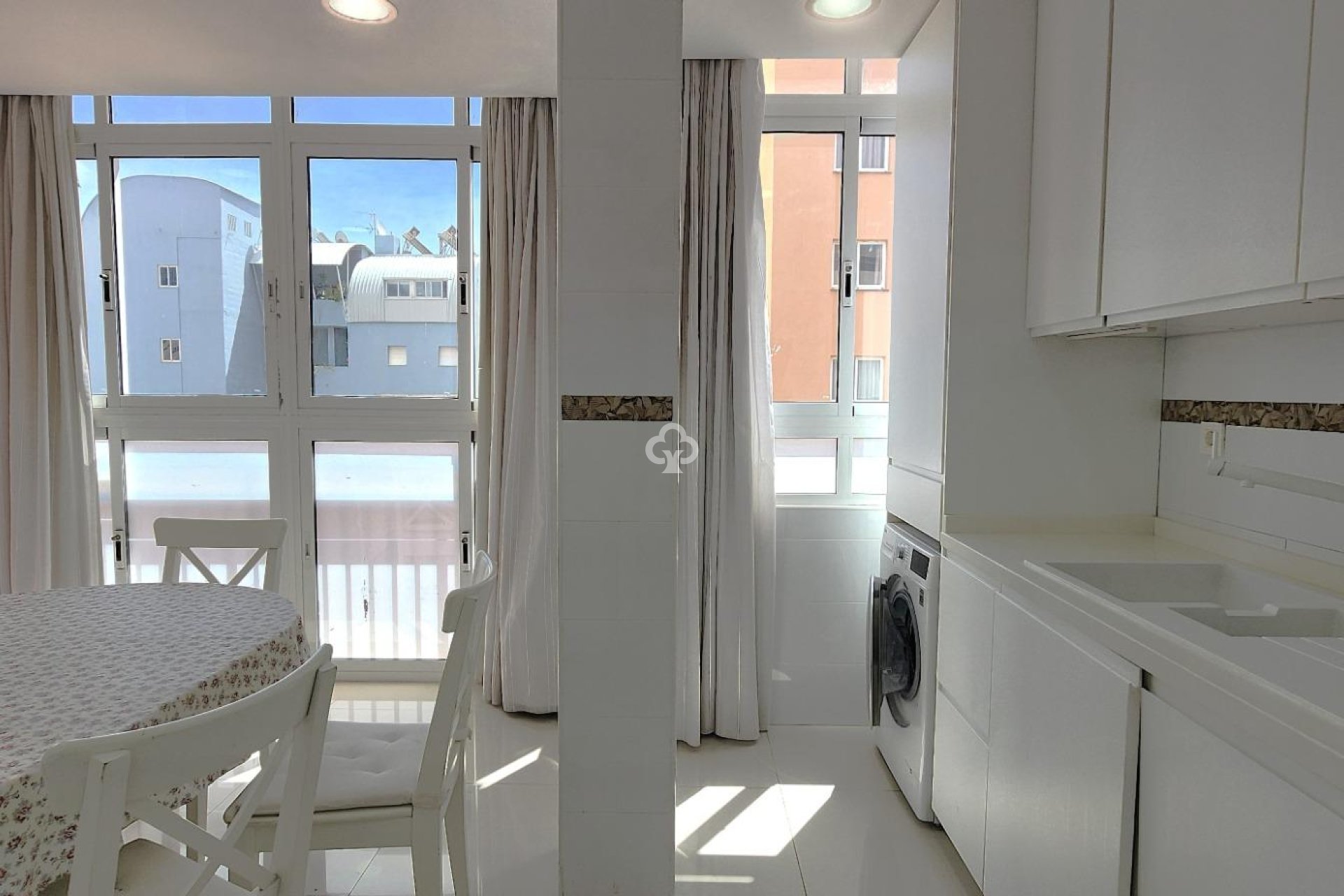 Resale - Apartament -
Fuengirola - Playa de los Boliches